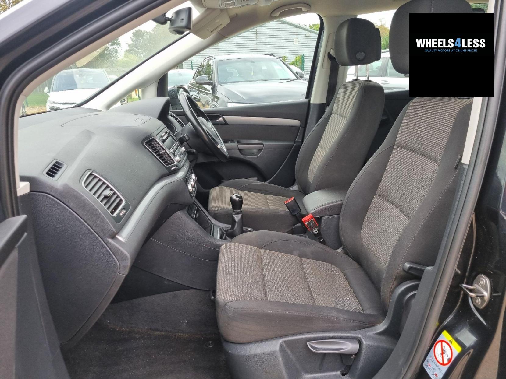 Volkswagen Sharan 2.0 TDI BlueMotion Tech SE Euro 5 (s/s) 5dr