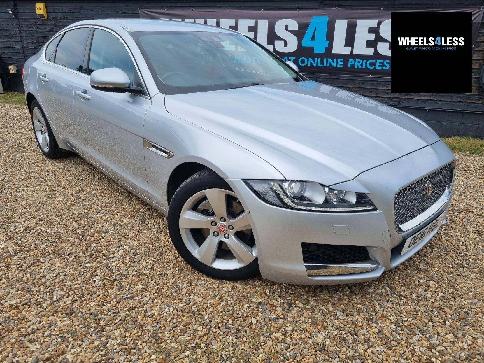 Jaguar XF 2.0d Portfolio Auto Euro 6 (s/s) 4dr