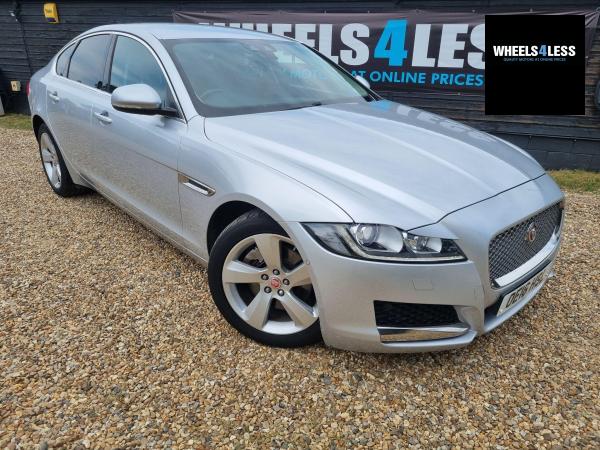 Jaguar XF 2.0d Portfolio Auto Euro 6 (s/s) 4dr