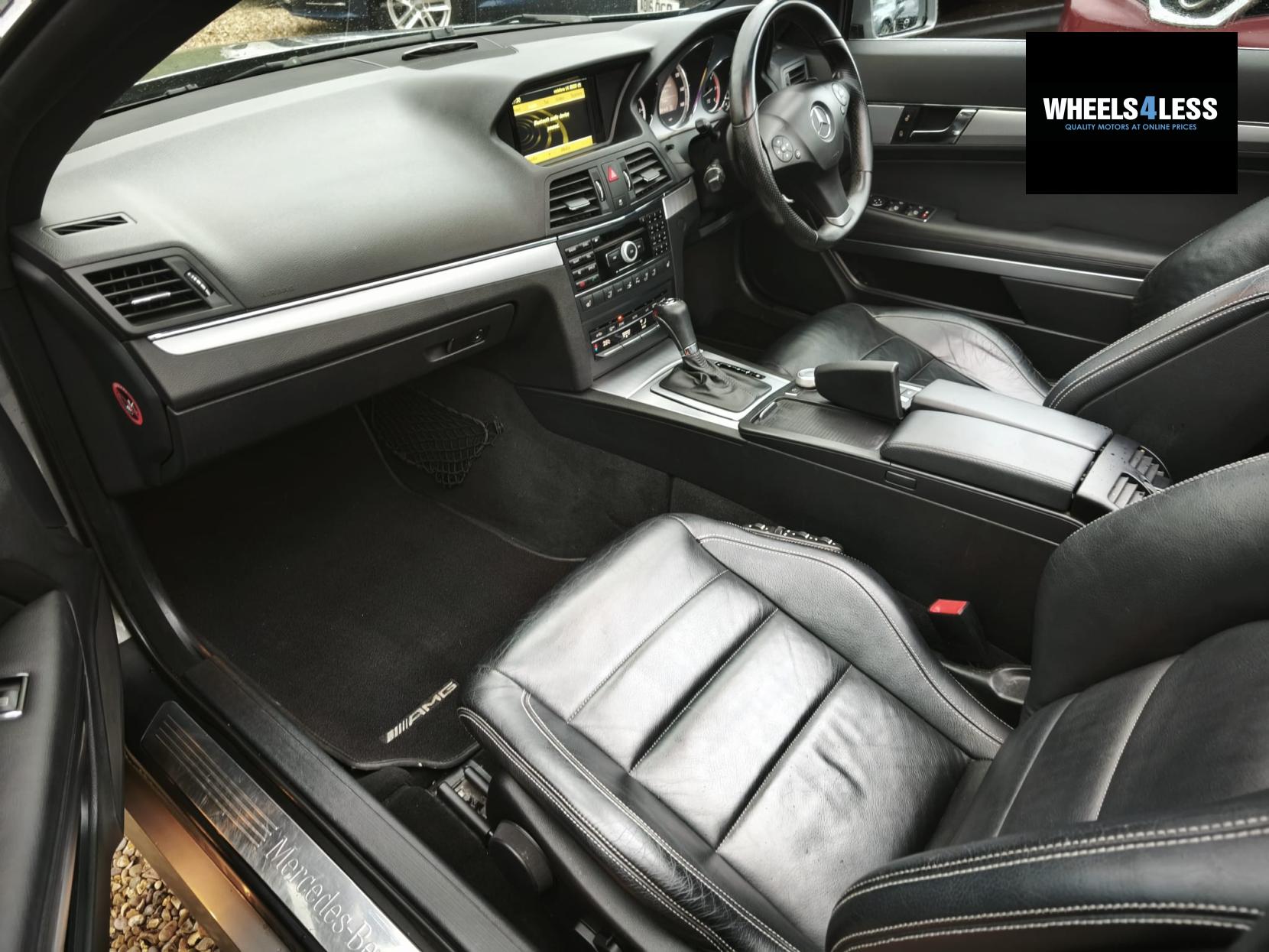 Mercedes-Benz E Class 3.0 E350 CDI V6 BlueEfficiency Sport Cabriolet 2dr Diesel G-Tronic Euro 5 (231 ps)