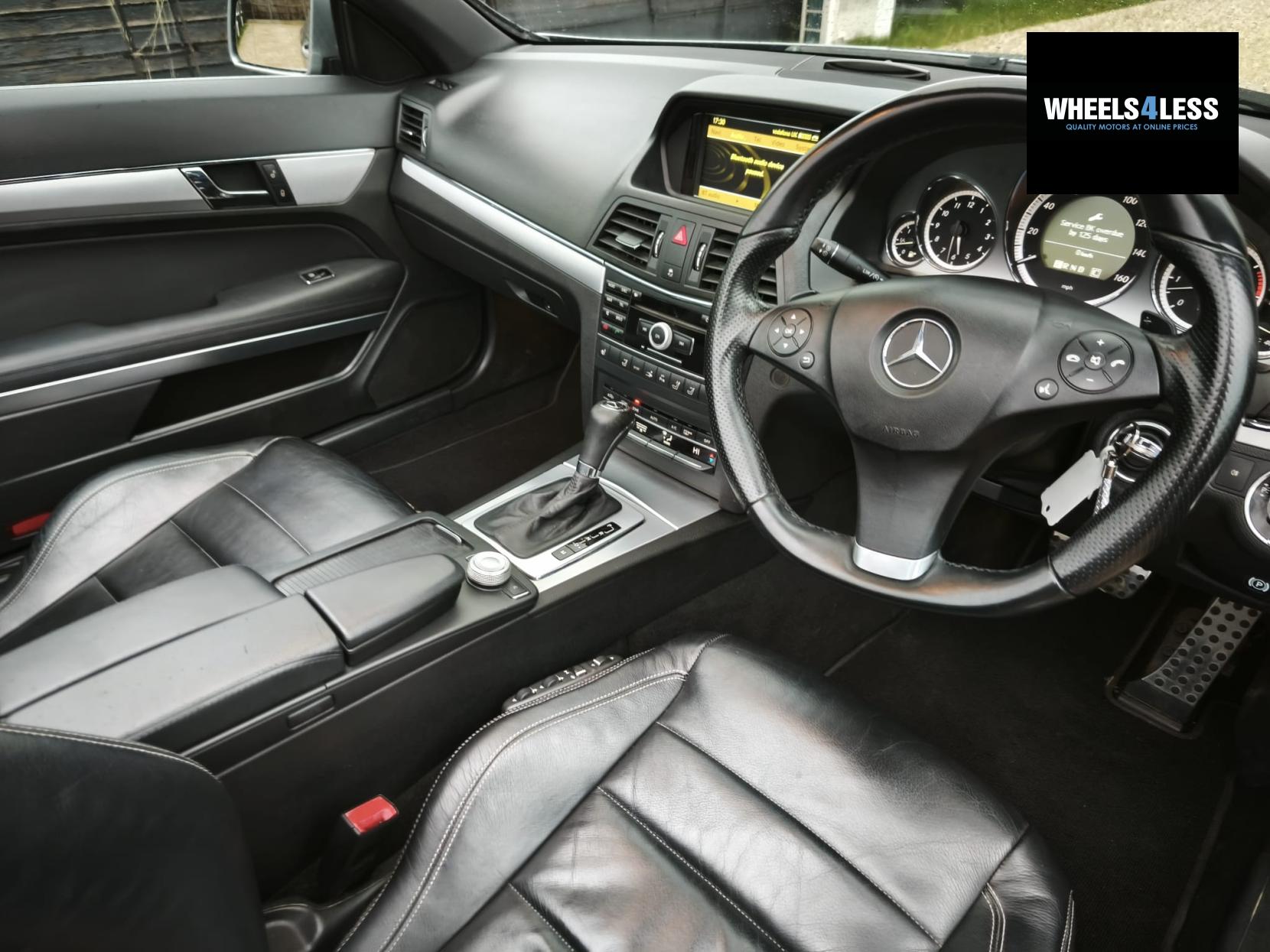 Mercedes-Benz E Class 3.0 E350 CDI V6 BlueEfficiency Sport Cabriolet 2dr Diesel G-Tronic Euro 5 (231 ps)