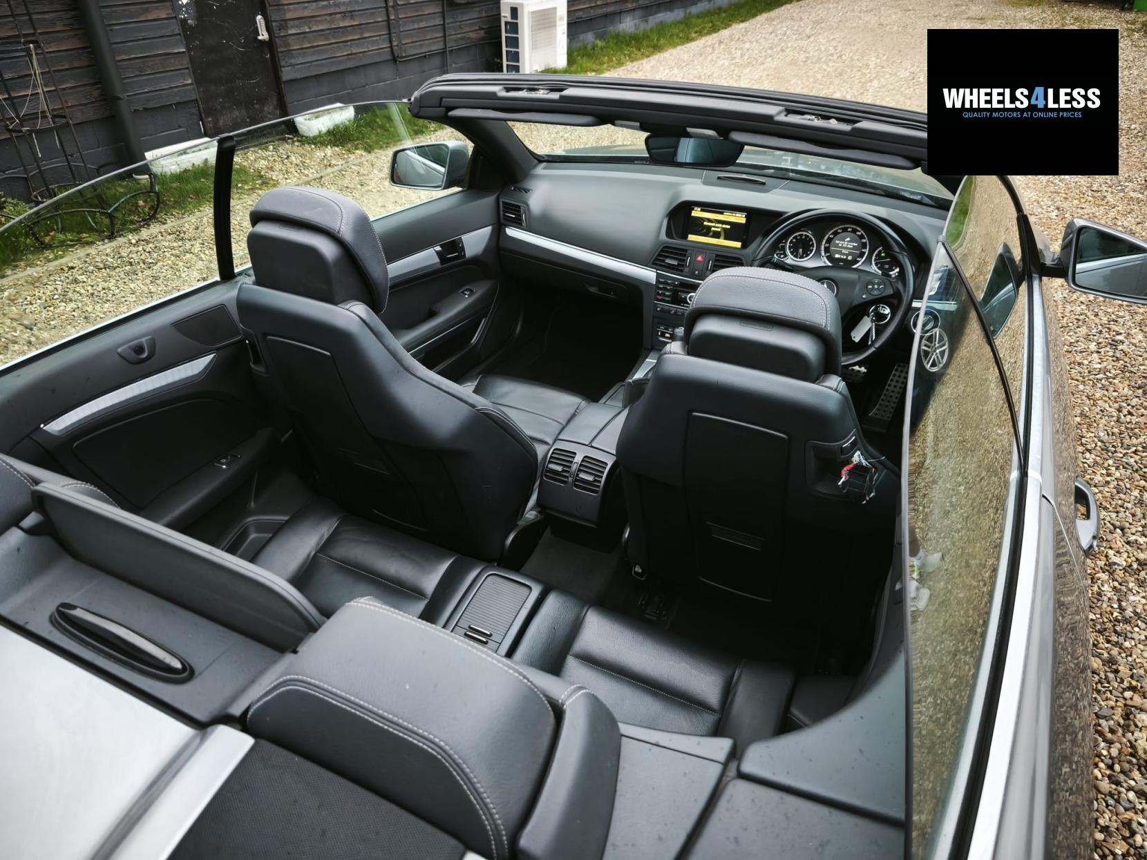 Mercedes-Benz E Class 3.0 E350 CDI V6 BlueEfficiency Sport Cabriolet 2dr Diesel G-Tronic Euro 5 (231 ps)