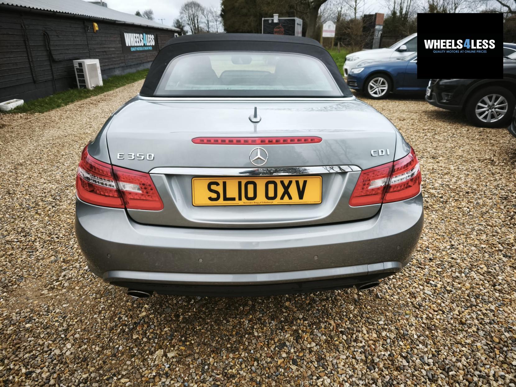 Mercedes-Benz E Class 3.0 E350 CDI V6 BlueEfficiency Sport Cabriolet 2dr Diesel G-Tronic Euro 5 (231 ps)
