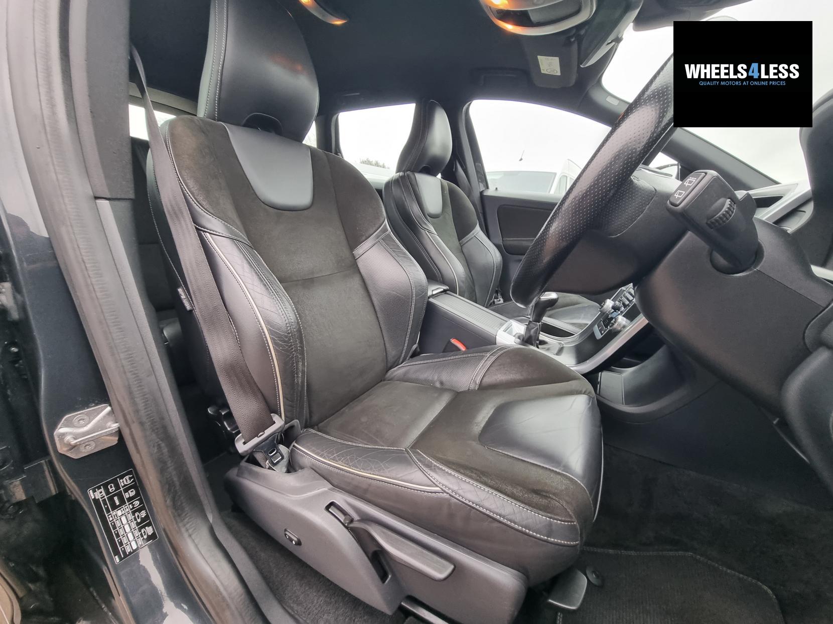 Volvo XC60 2.0 D4 R-Design Nav SUV 5dr Diesel Manual Euro 6 (s/s) (181 ps)