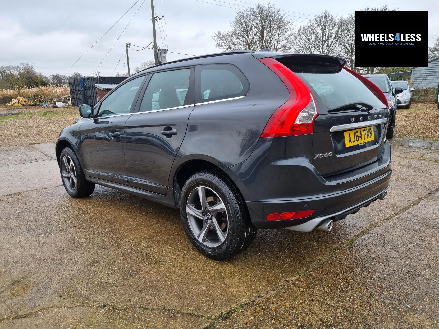 Volvo XC60 2.0 D4 R-Design Nav SUV 5dr Diesel Manual Euro 6 (s/s) (181 ps)