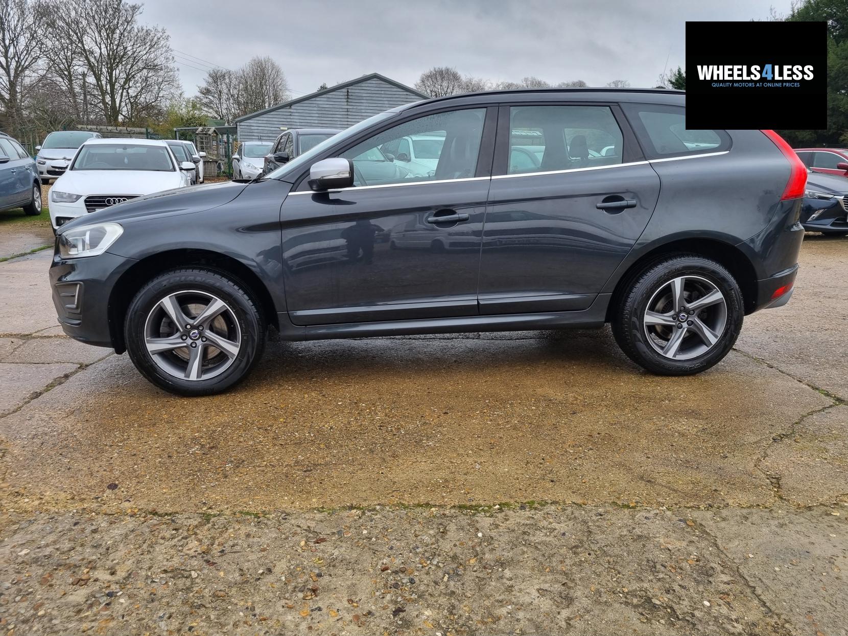 Volvo XC60 2.0 D4 R-Design Nav SUV 5dr Diesel Manual Euro 6 (s/s) (181 ps)