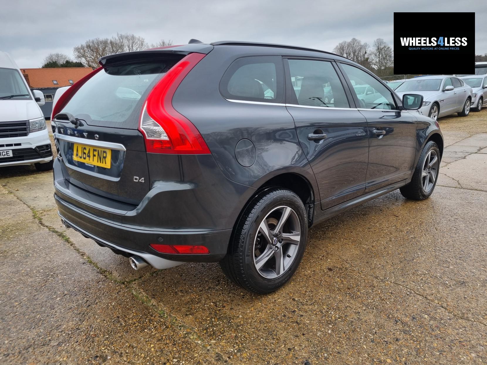 Volvo XC60 2.0 D4 R-Design Nav SUV 5dr Diesel Manual Euro 6 (s/s) (181 ps)