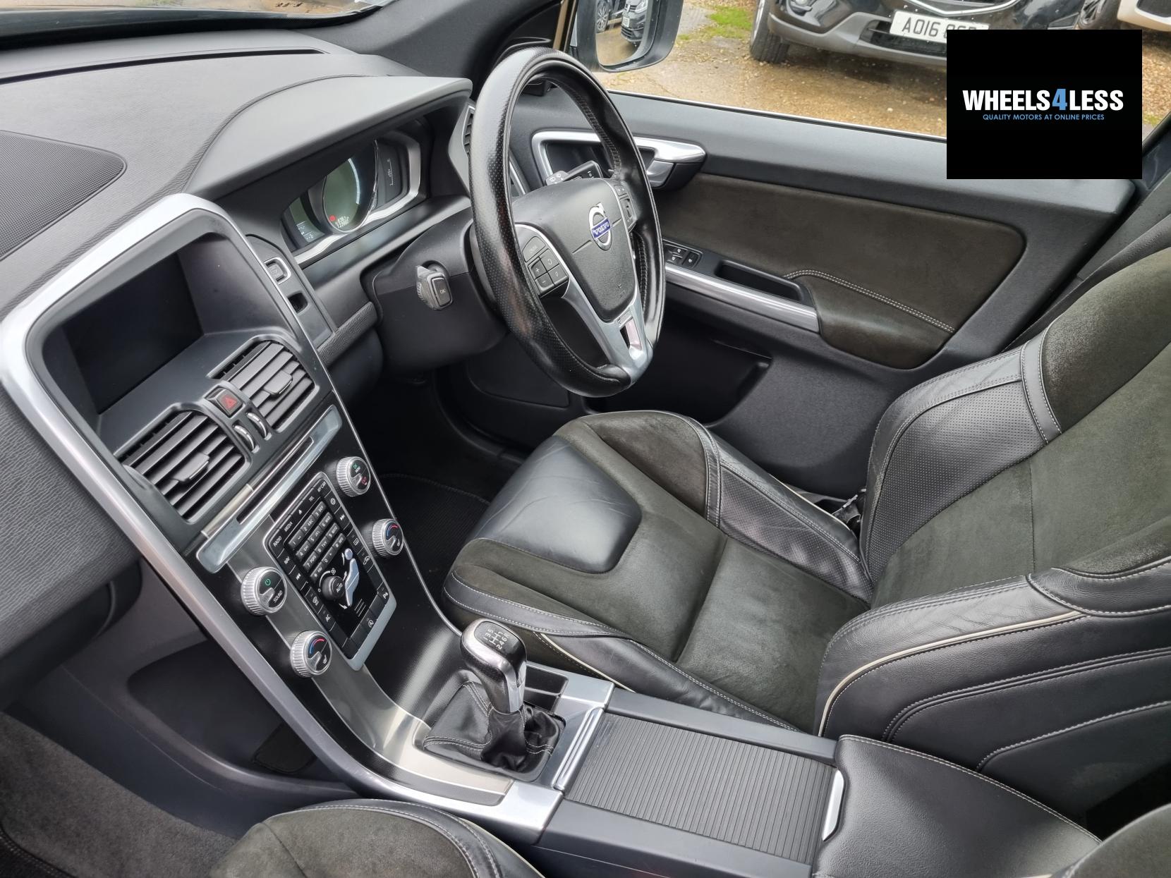 Volvo XC60 2.0 D4 R-Design Nav SUV 5dr Diesel Manual Euro 6 (s/s) (181 ps)