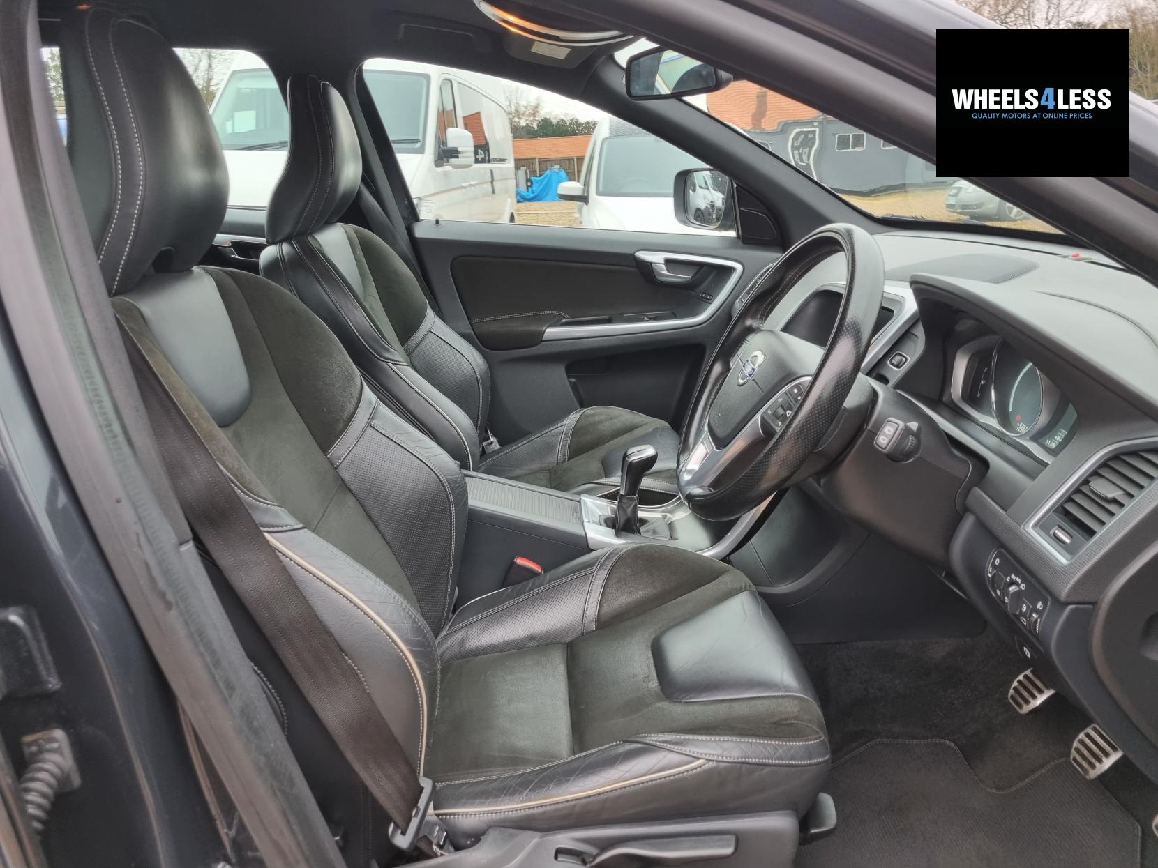 Volvo XC60 2.0 D4 R-Design Nav SUV 5dr Diesel Manual Euro 6 (s/s) (181 ps)