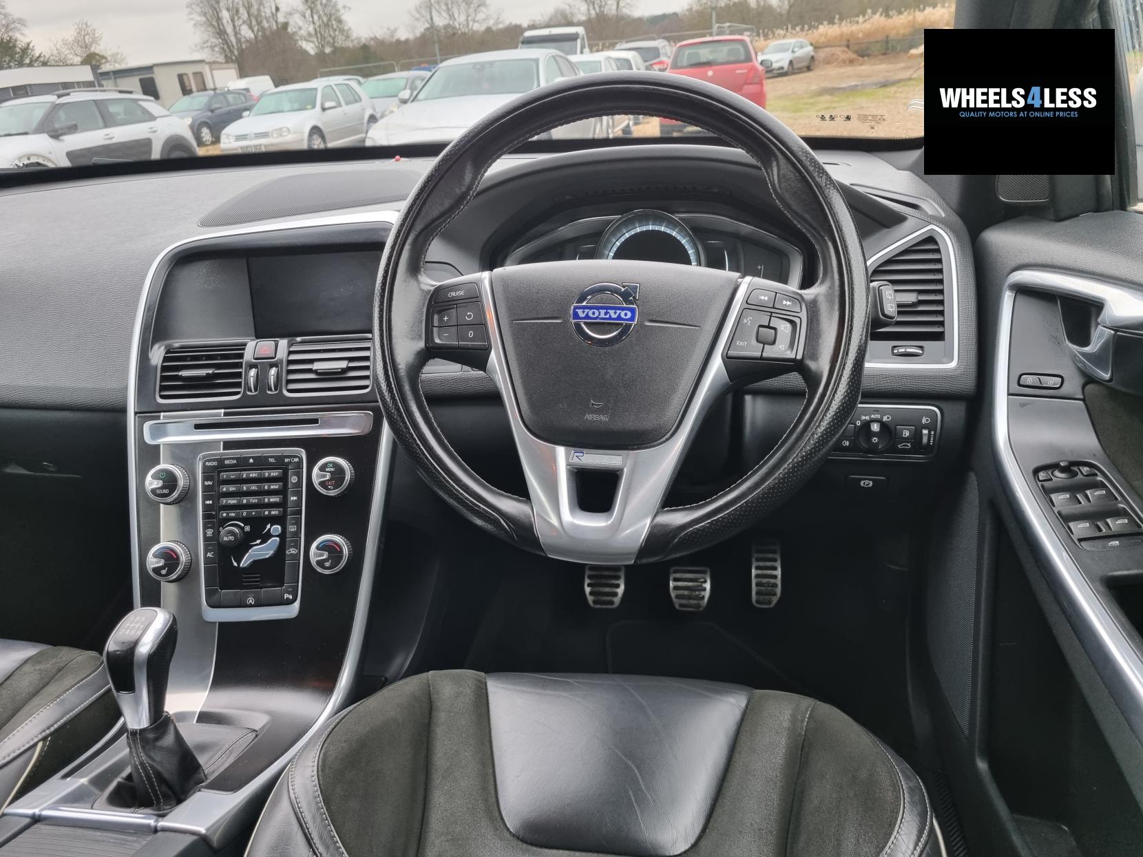 Volvo XC60 2.0 D4 R-Design Nav SUV 5dr Diesel Manual Euro 6 (s/s) (181 ps)