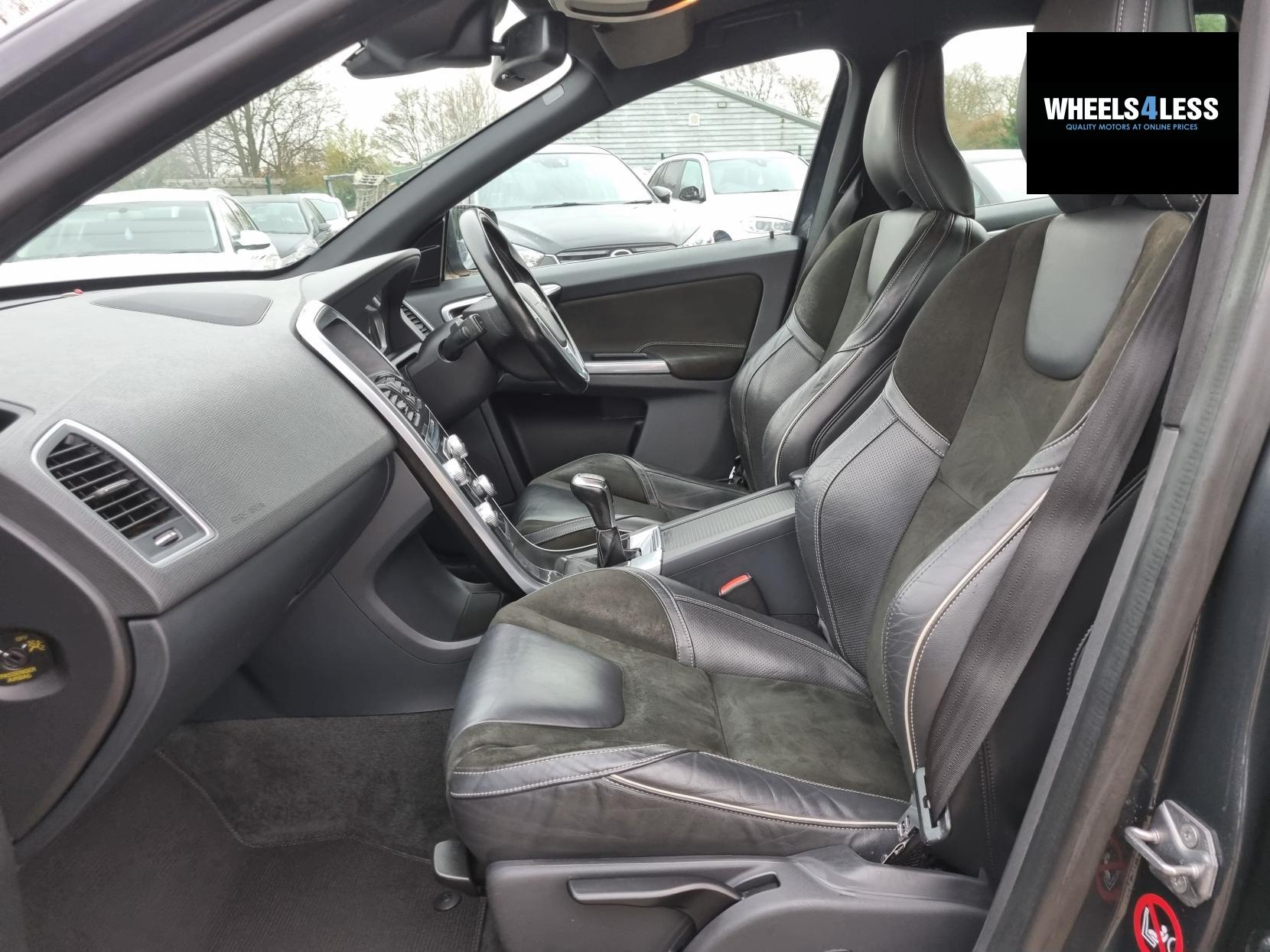 Volvo XC60 2.0 D4 R-Design Nav SUV 5dr Diesel Manual Euro 6 (s/s) (181 ps)