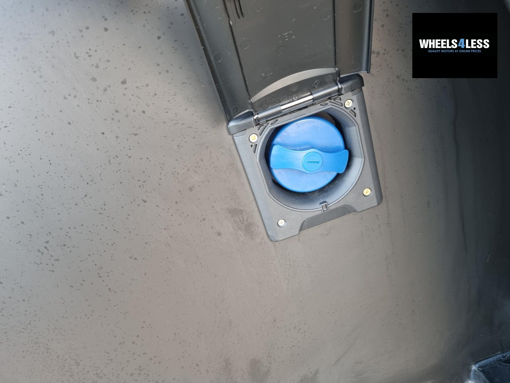 MAN TGE Camper 2.0 TDI CR35 Trendline CAMPERVAN Diesel Manual FWD LWB High Roof Euro 6 (s/s) (140 ps)