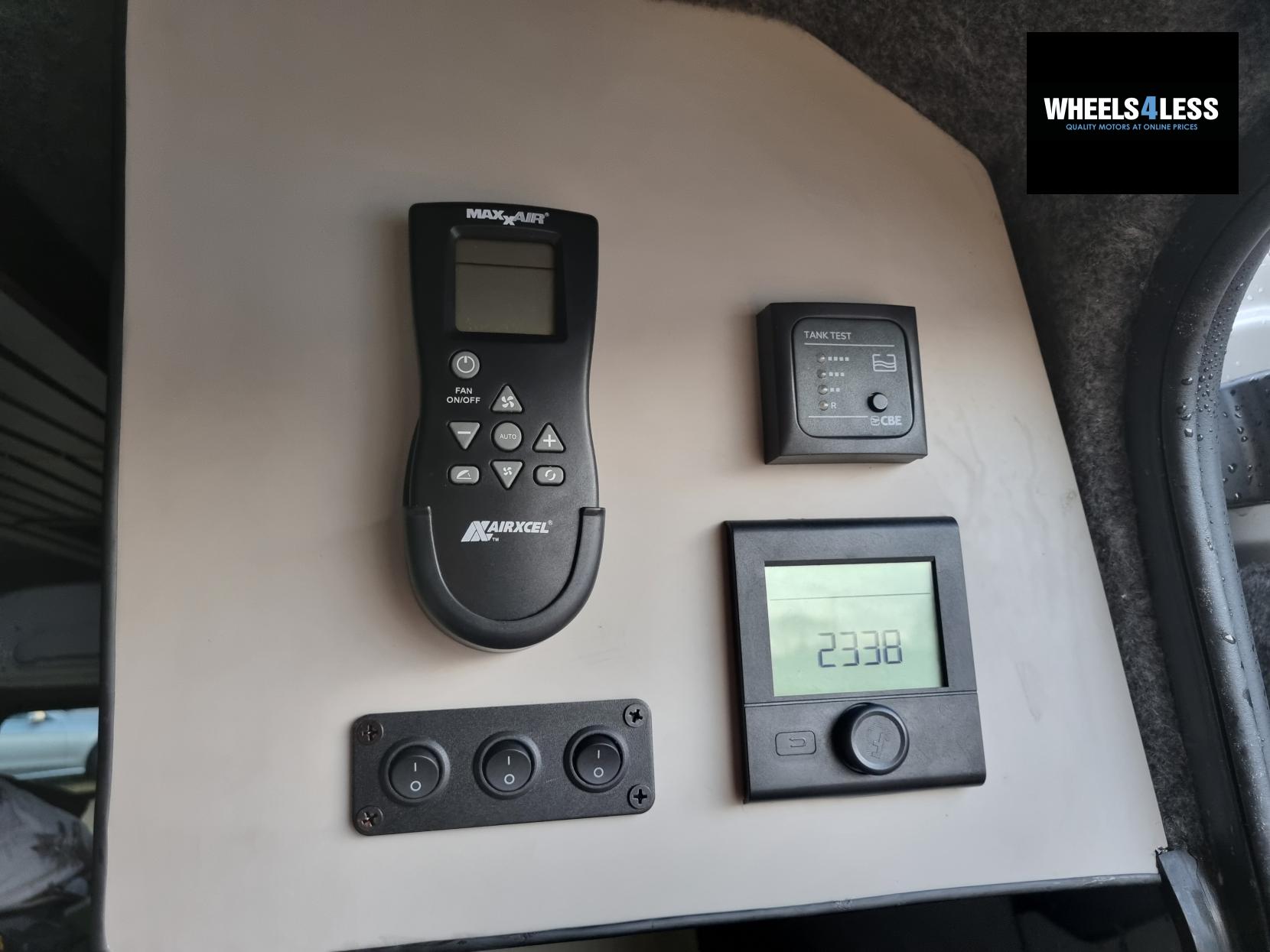 MAN TGE Camper 2.0 TDI CR35 Trendline CAMPERVAN Diesel Manual FWD LWB High Roof Euro 6 (s/s) (140 ps)