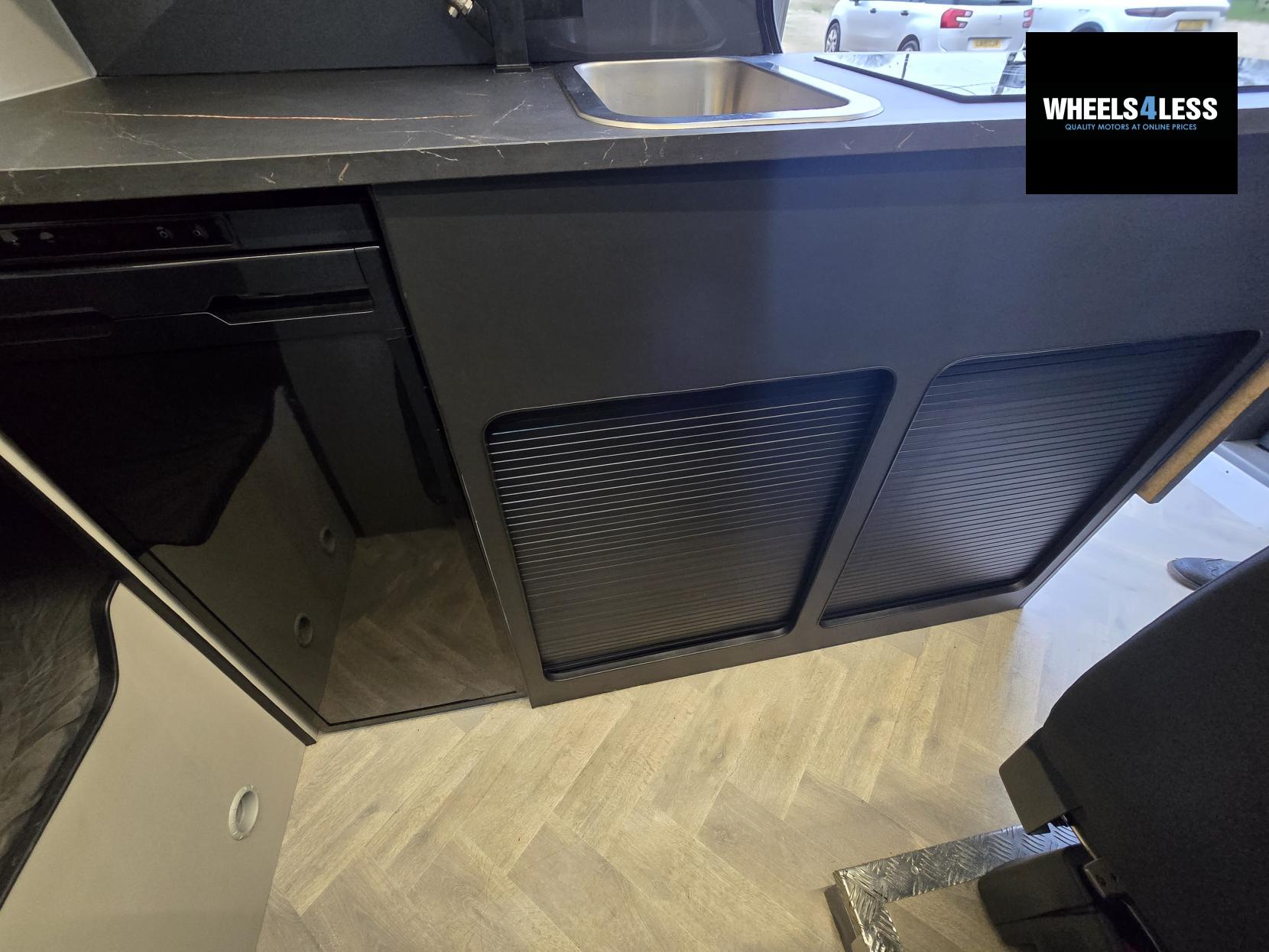 Volkswagen Crafter 2.0 TDI CR35 BlueMotion Tech Trendline Panel Van 5dr Diesel Manual FWD LWB High Roof Euro 6 (s/s) (102 ps)