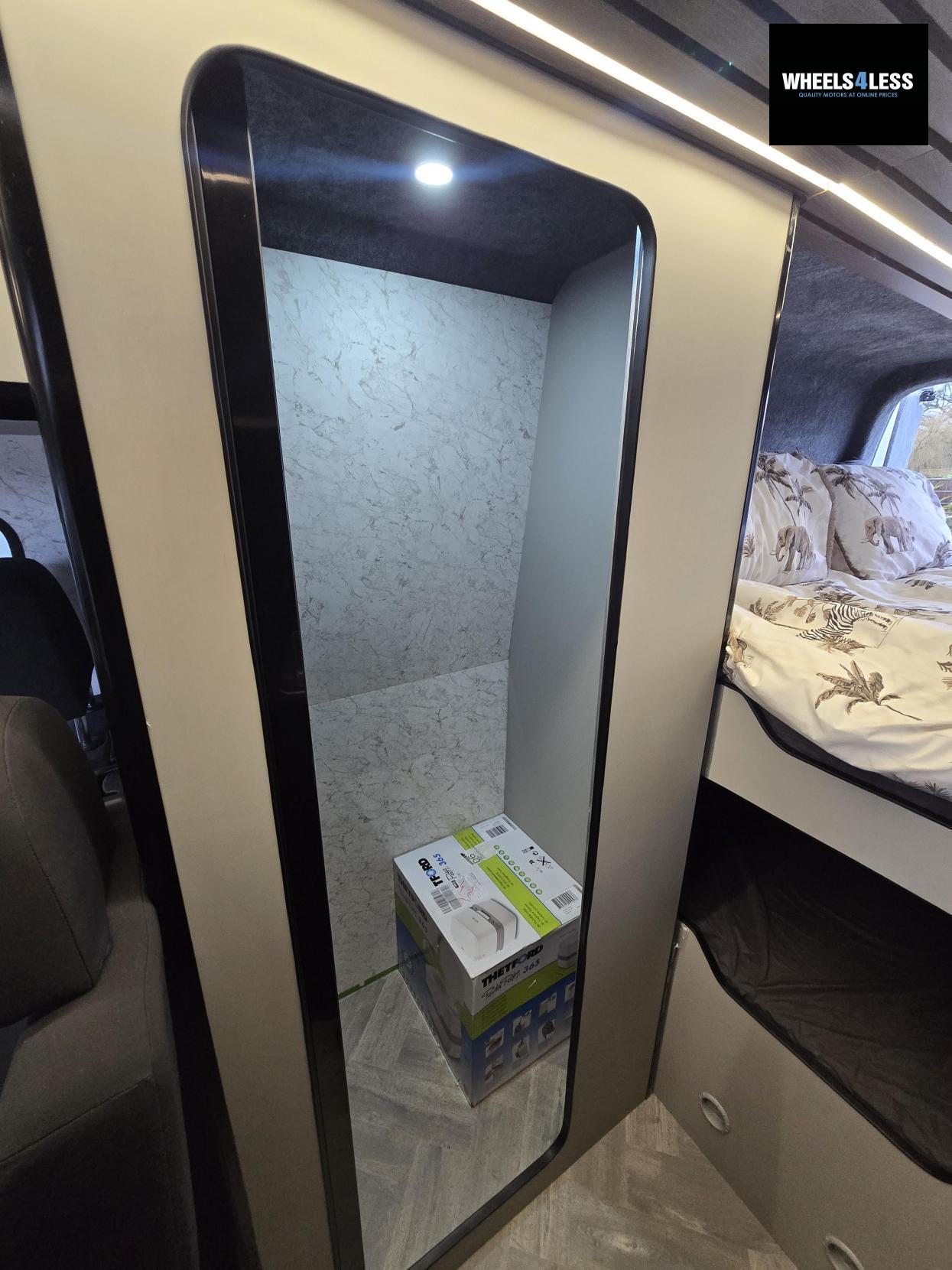 Volkswagen Crafter 2.0 TDI CR35 BlueMotion Tech Trendline Panel Van 5dr Diesel Manual FWD LWB High Roof Euro 6 (s/s) (102 ps)