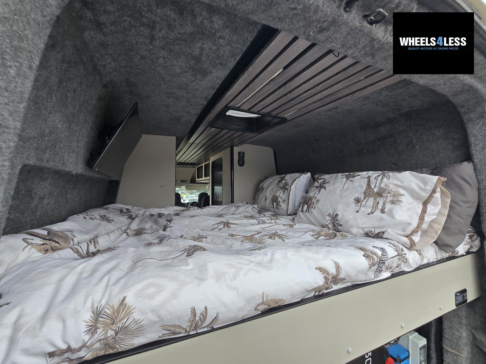 Volkswagen Crafter 2.0 TDI CR35 BlueMotion Tech Trendline Panel Van 5dr Diesel Manual FWD LWB High Roof Euro 6 (s/s) (102 ps)