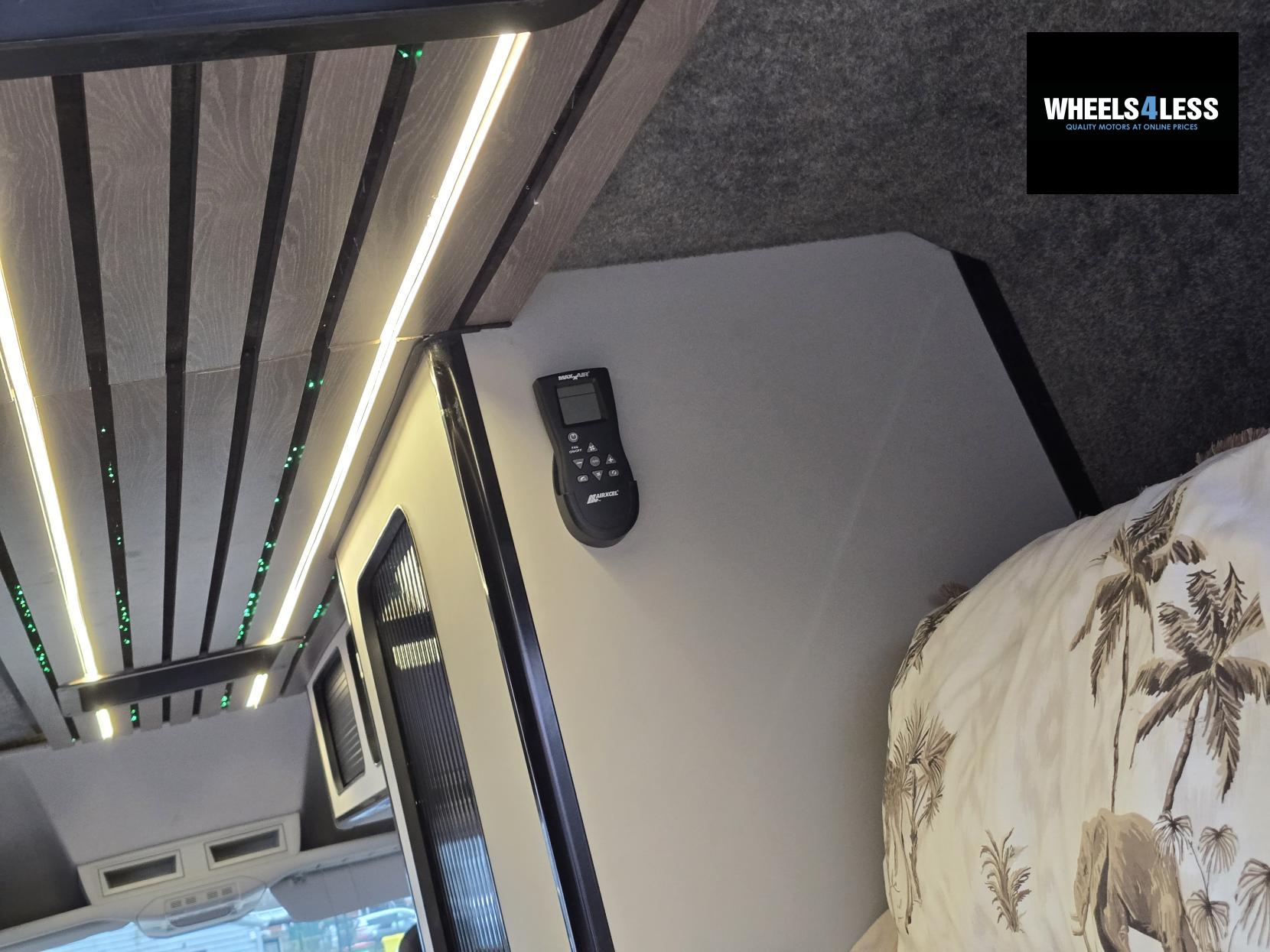 Volkswagen Crafter 2.0 TDI CR35 BlueMotion Tech Trendline Panel Van 5dr Diesel Manual FWD LWB High Roof Euro 6 (s/s) (102 ps)