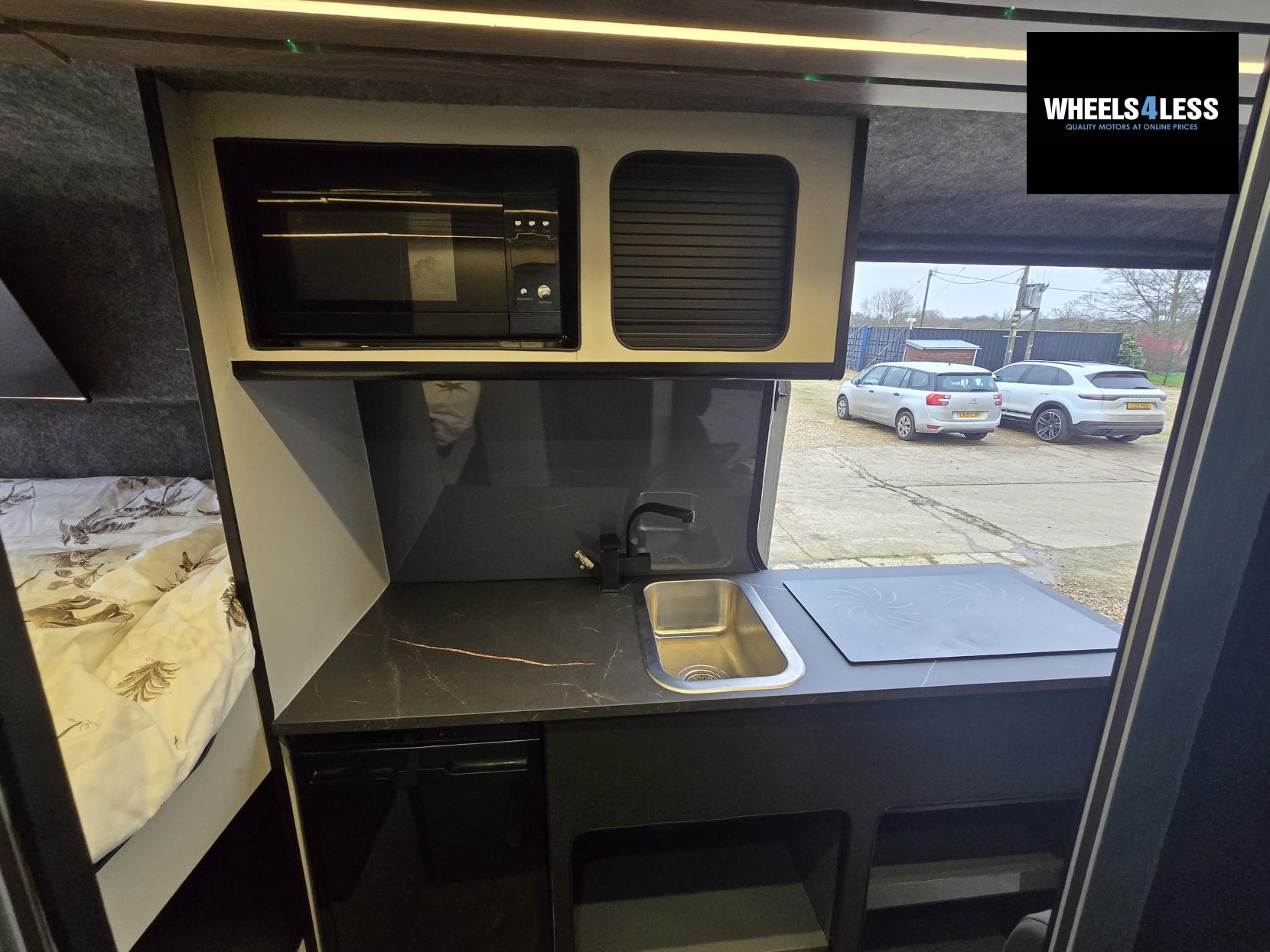 Volkswagen Crafter 2.0 TDI CR35 BlueMotion Tech Trendline Panel Van 5dr Diesel Manual FWD LWB High Roof Euro 6 (s/s) (102 ps)