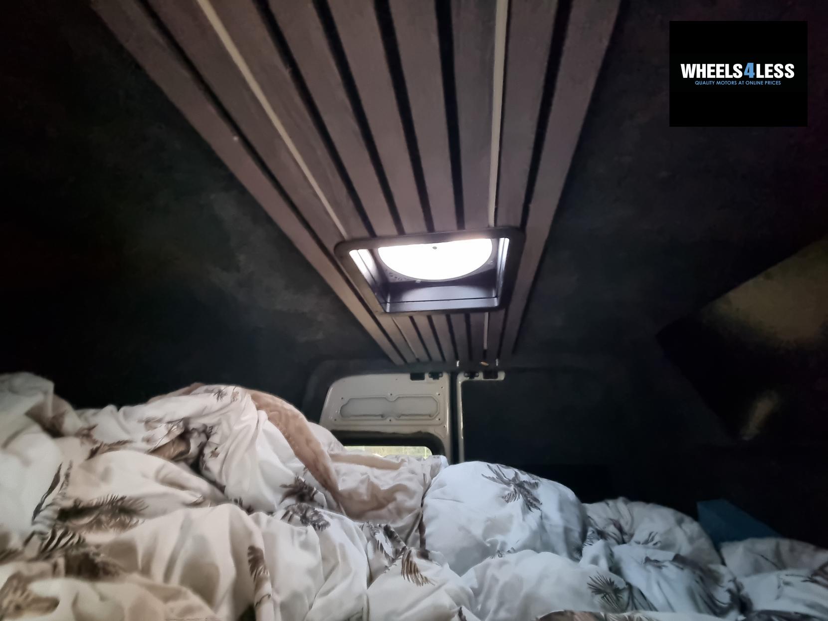 MAN TGE Camper 2.0 TDI CR35 Trendline CAMPERVAN Diesel Manual FWD LWB High Roof Euro 6 (s/s) (140 ps)