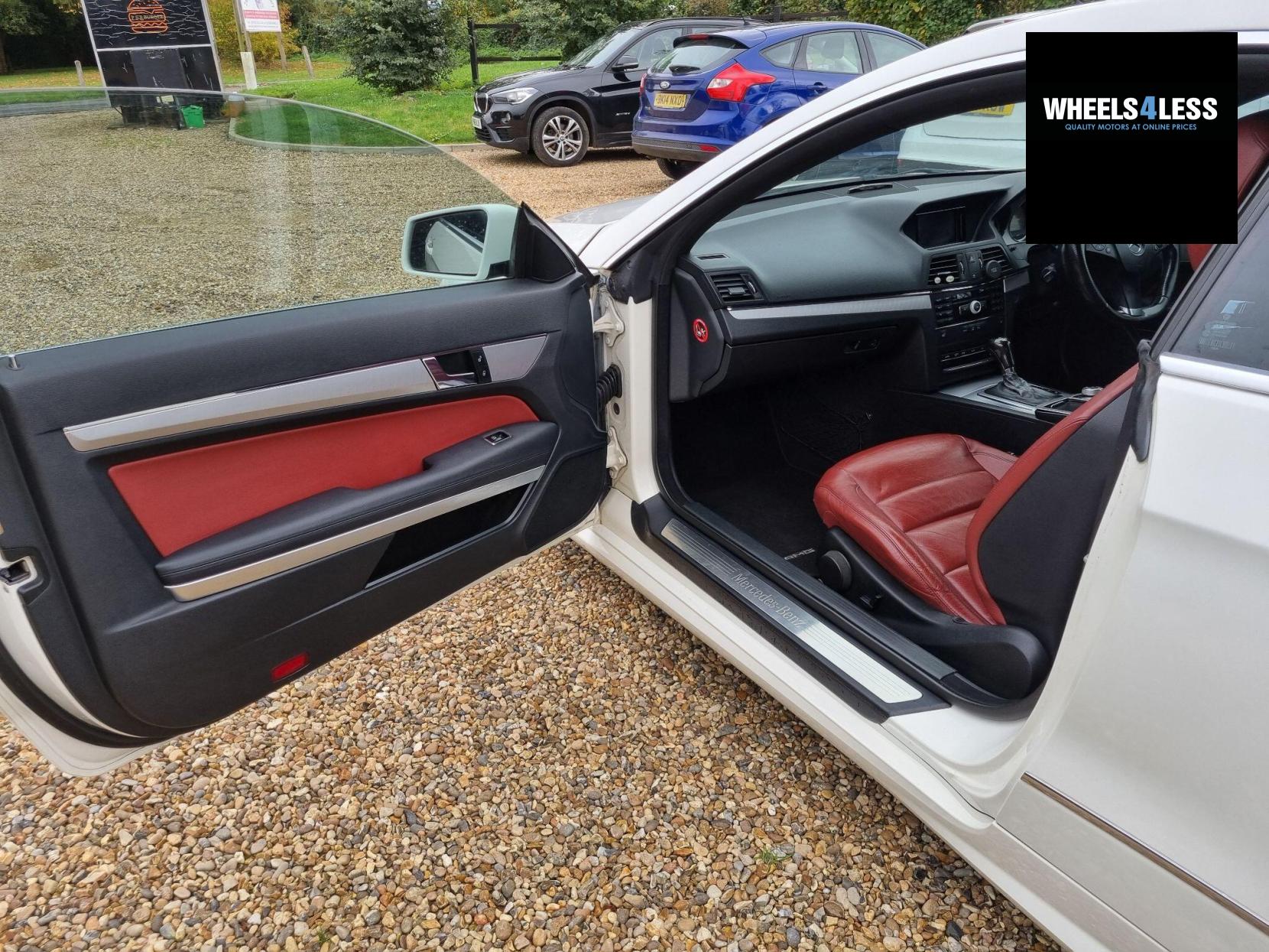 Mercedes-Benz E Class 3.0 E350 CDI V6 BlueEfficiency Sport G-Tronic Euro 5 2dr