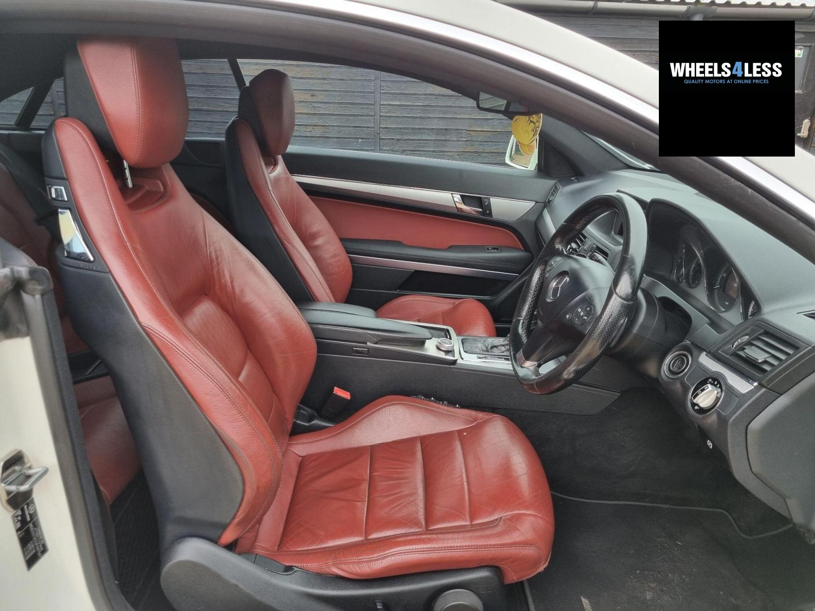 Mercedes-Benz E Class 3.0 E350 CDI V6 BlueEfficiency Sport G-Tronic Euro 5 2dr