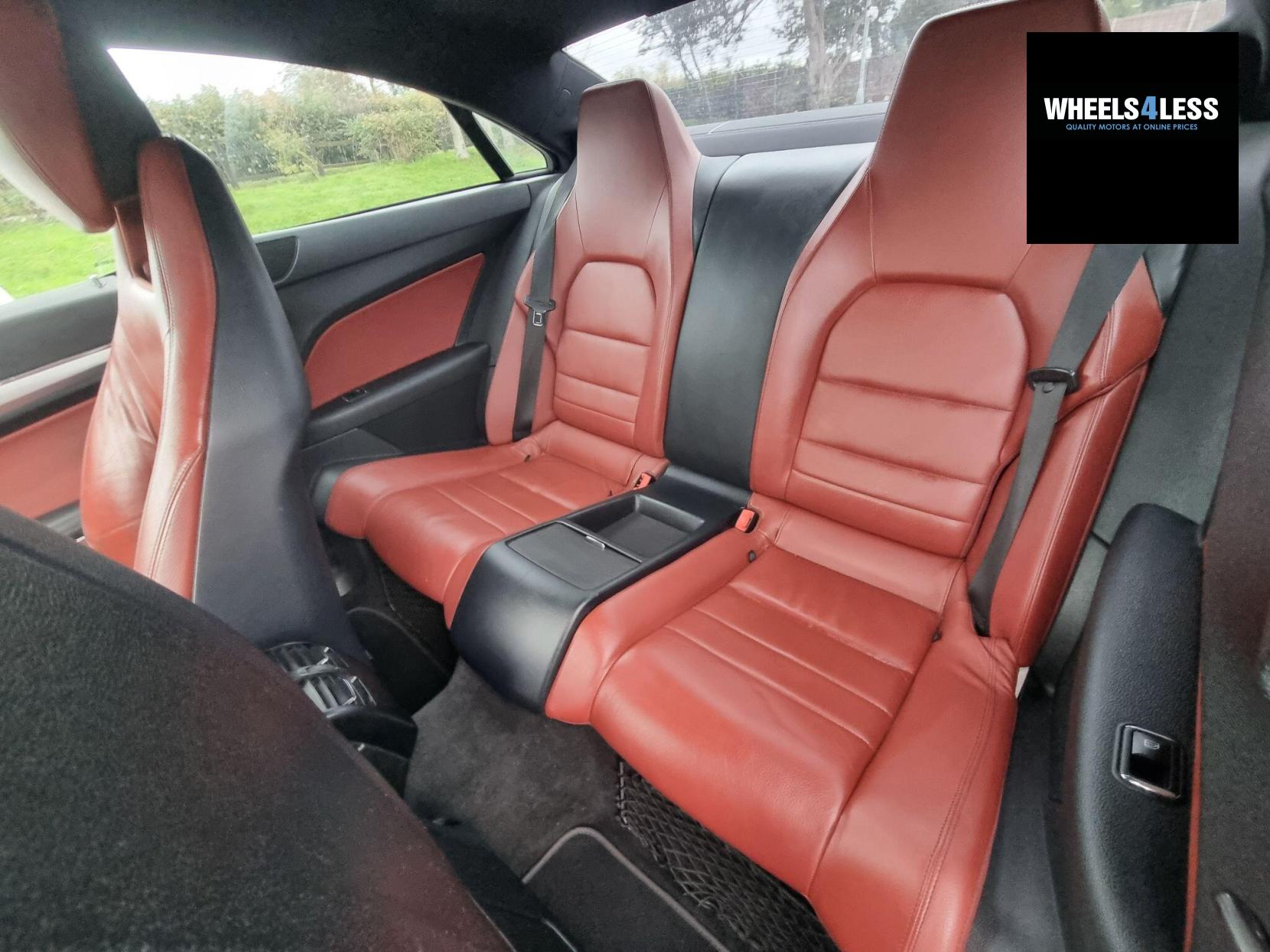 Mercedes-Benz E Class 3.0 E350 CDI V6 BlueEfficiency Sport G-Tronic Euro 5 2dr