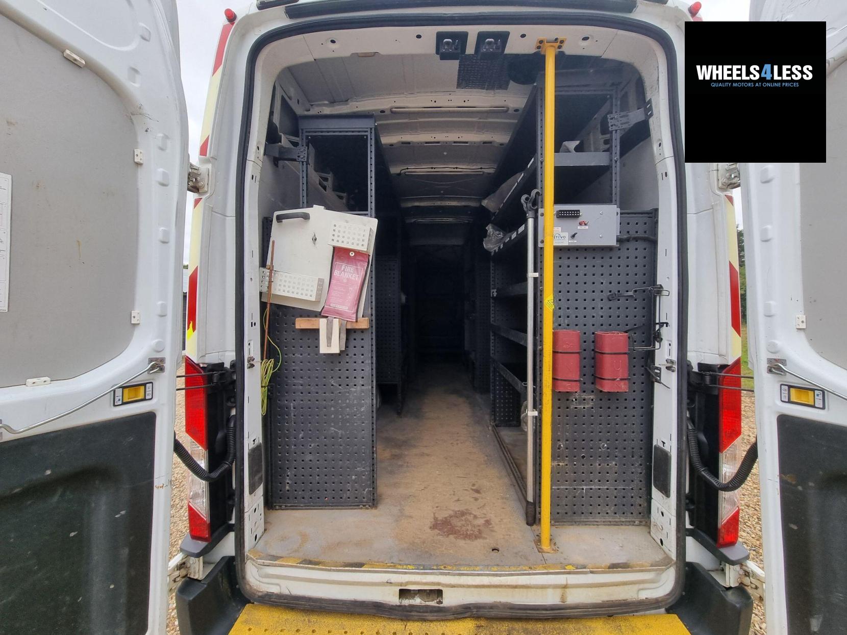 Ford Transit 2.2 TDCi 350 HDT RWD L4 H3 Euro 5 5dr