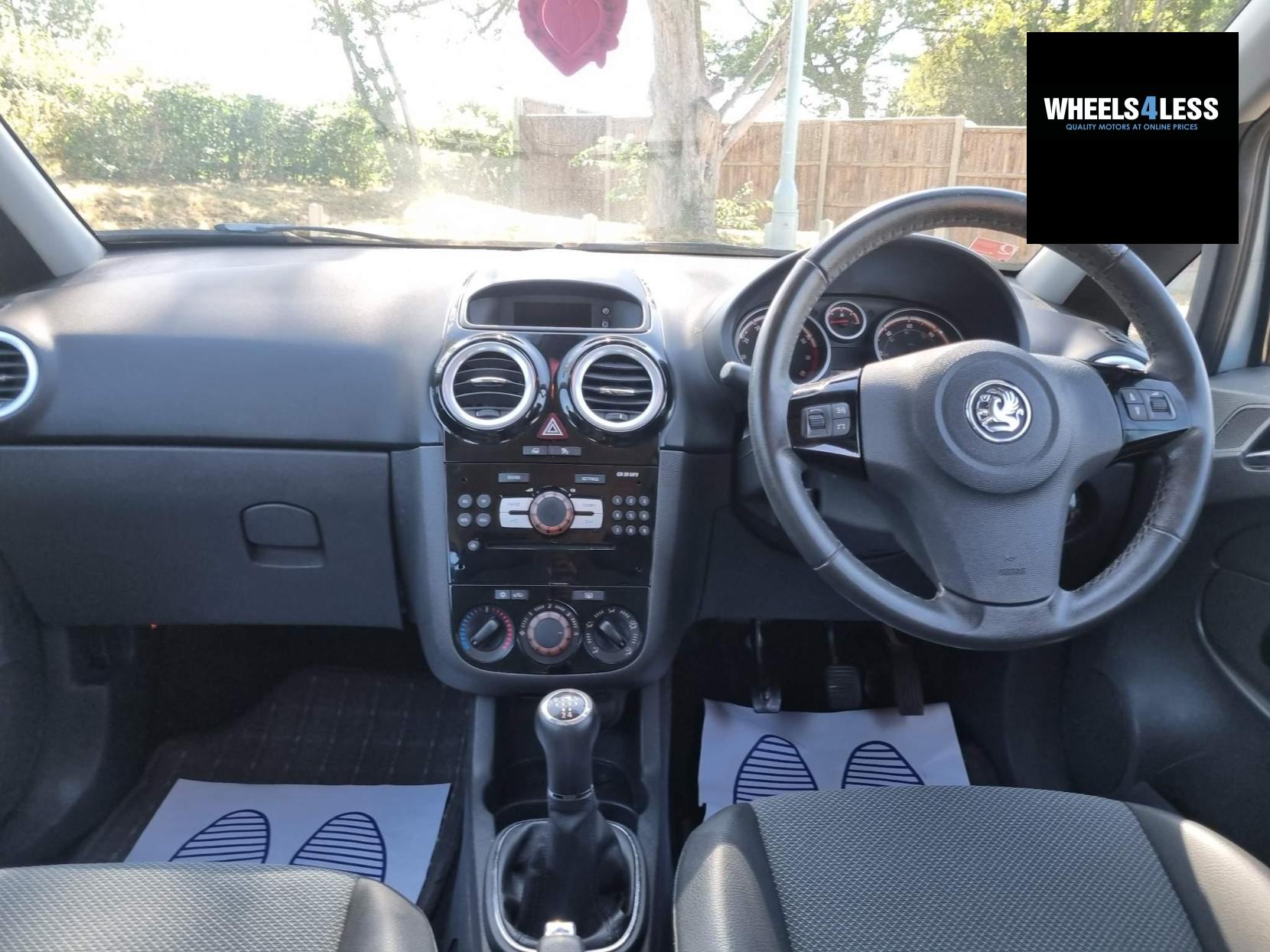 Vauxhall Corsa 1.4i 16v Design 5dr (a/c)