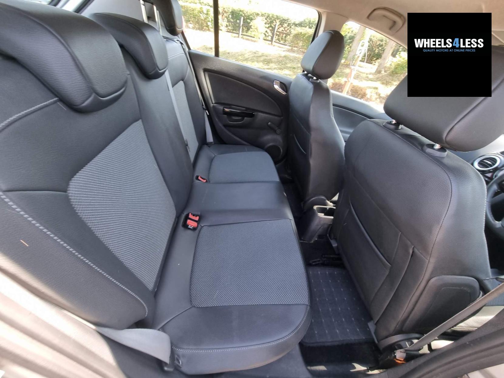 Vauxhall Corsa 1.4i 16v Design 5dr (a/c)