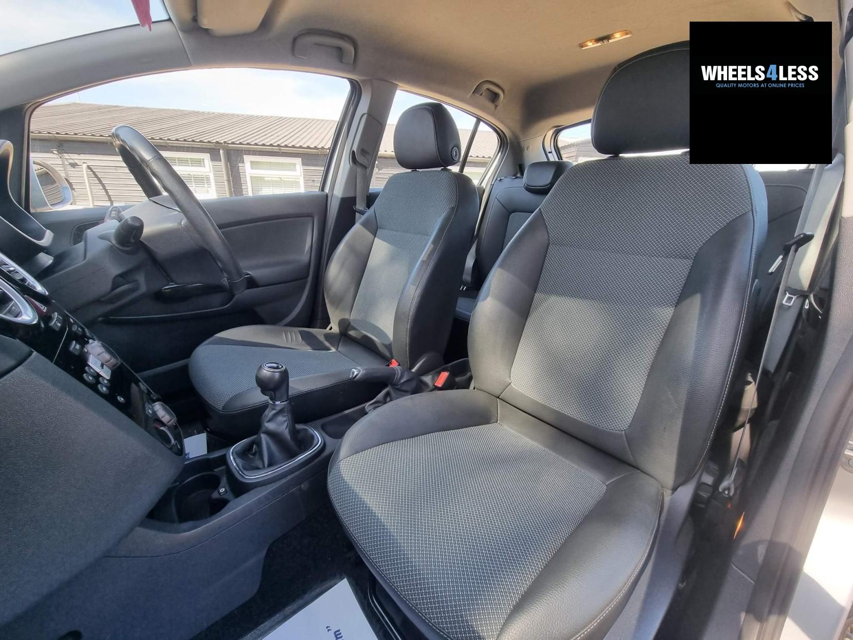 Vauxhall Corsa 1.4i 16v Design 5dr (a/c)