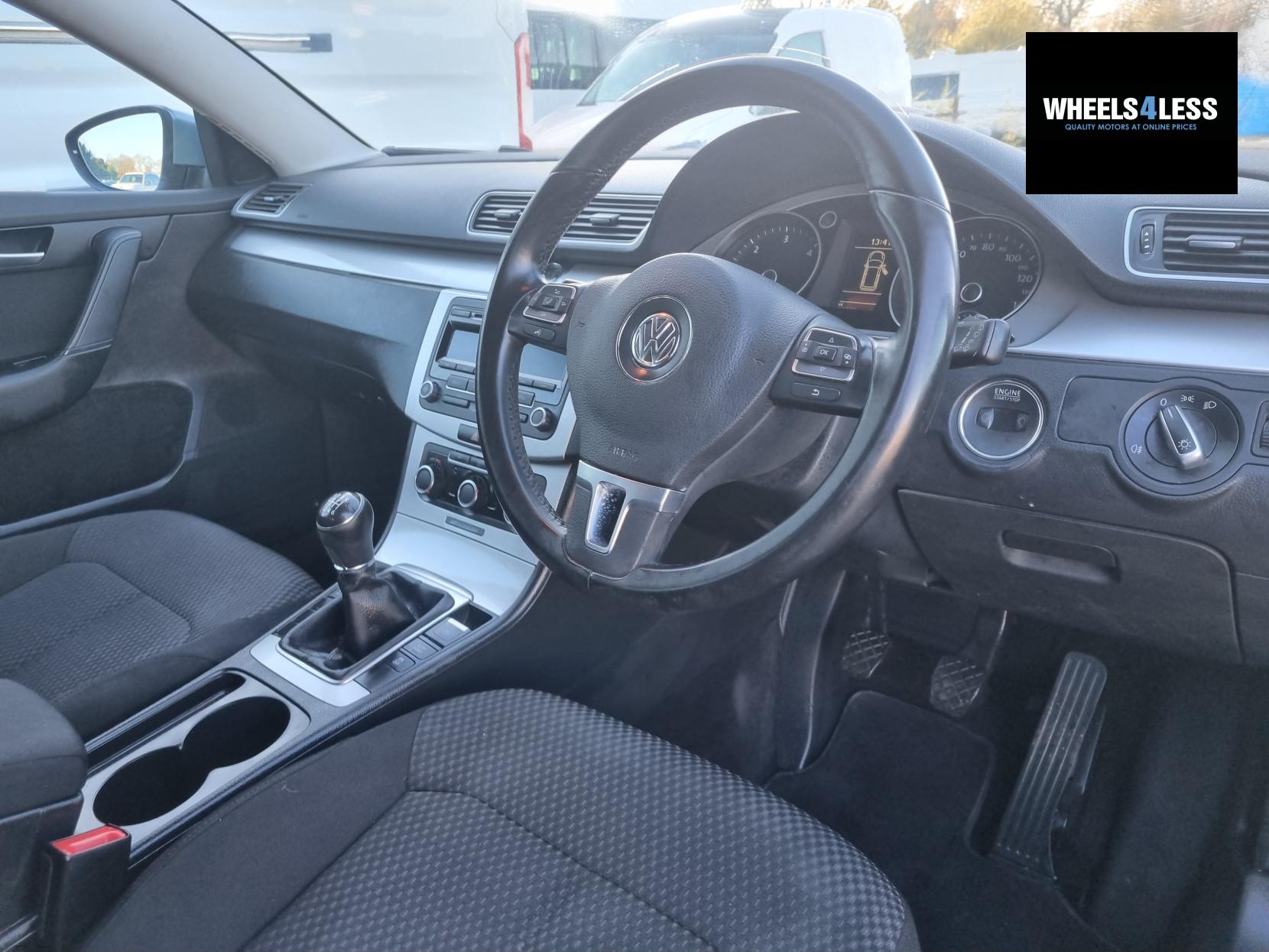 Volkswagen Passat 1.6 TDI BlueMotion Tech S Estate 5dr Diesel Manual Euro 5 (s/s) (105 ps)