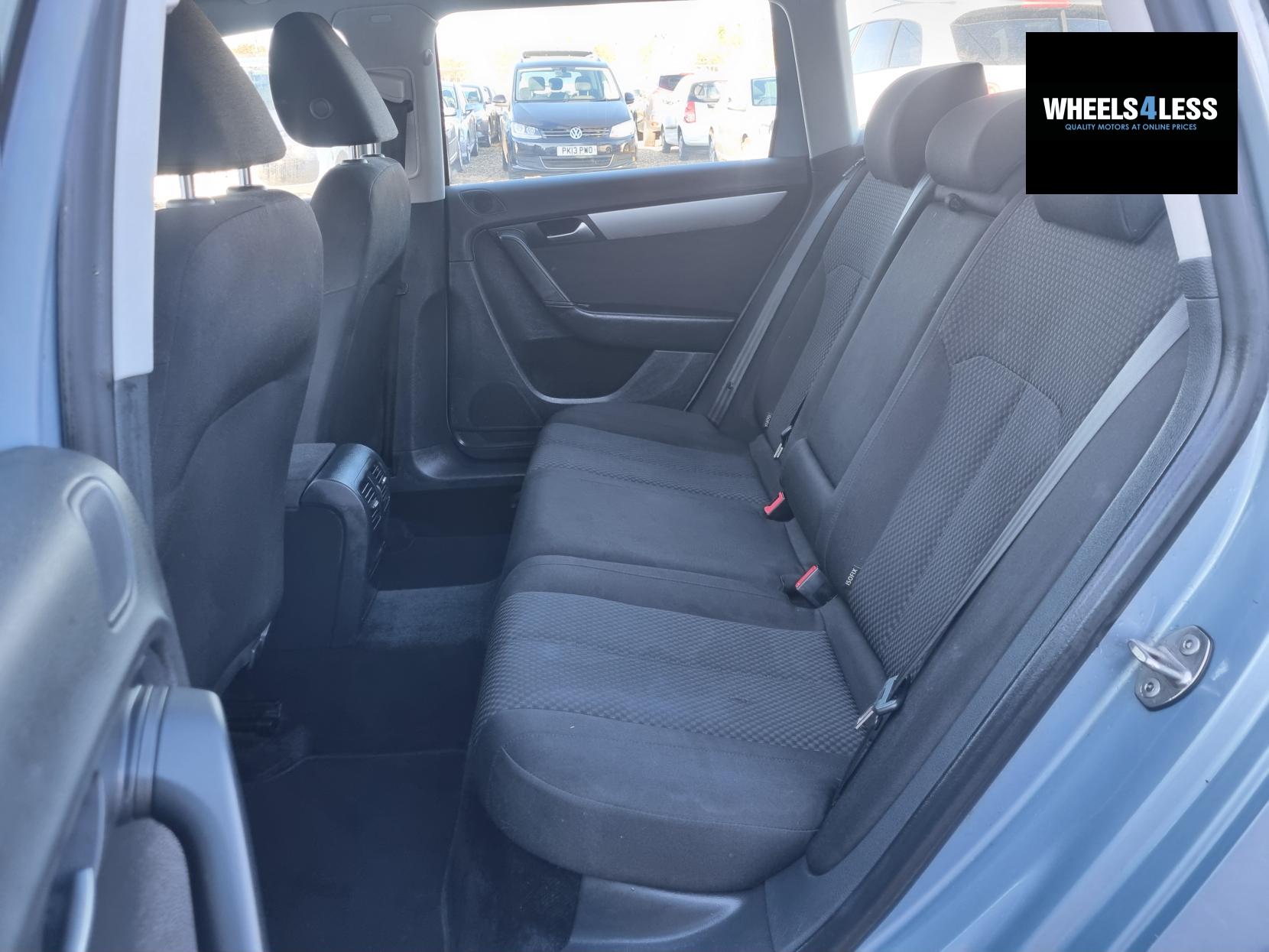 Volkswagen Passat 1.6 TDI BlueMotion Tech S Estate 5dr Diesel Manual Euro 5 (s/s) (105 ps)