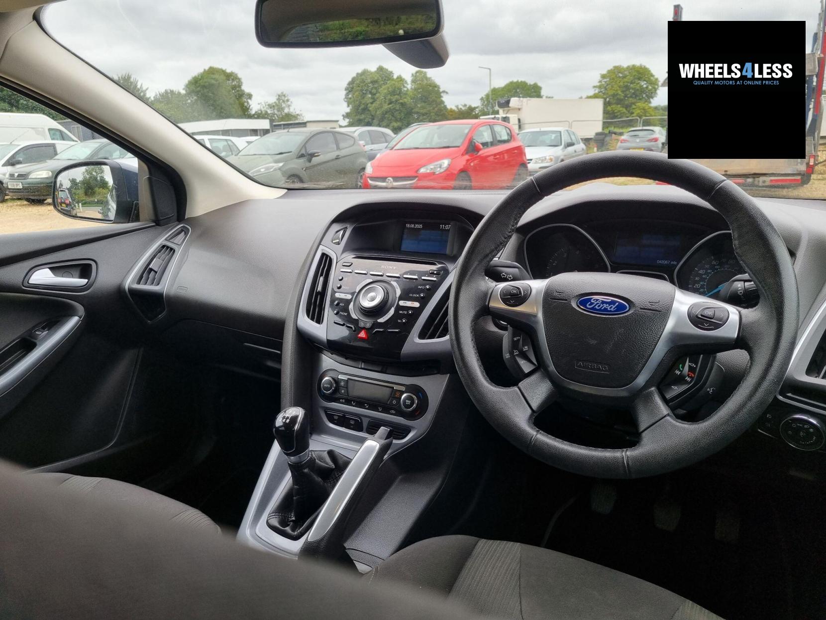 Ford Focus 1.6 Titanium Euro 5 5dr