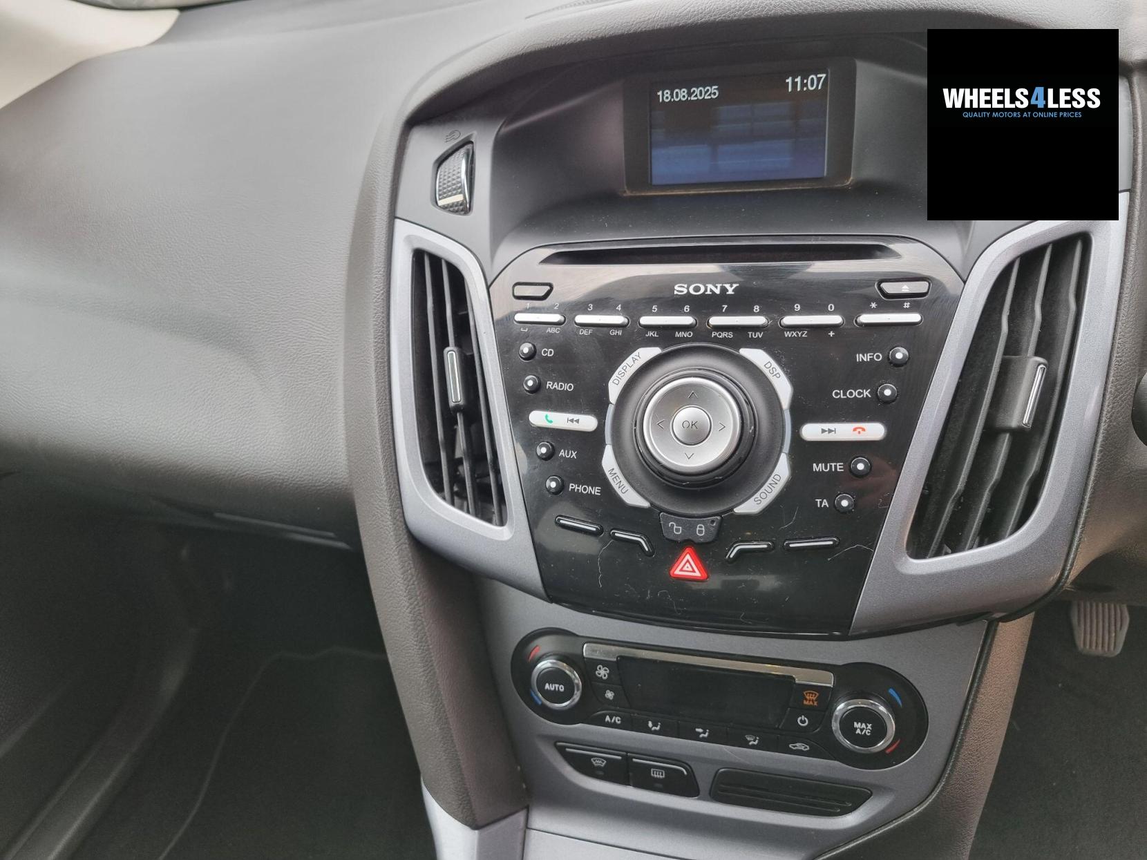 Ford Focus 1.6 Titanium Euro 5 5dr