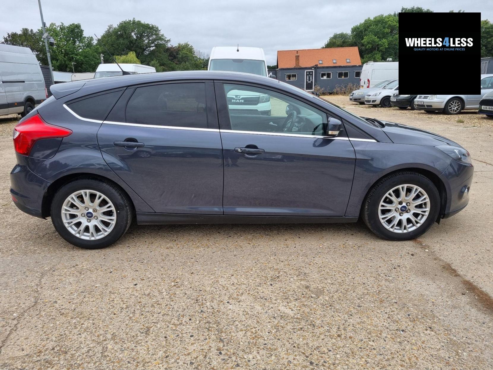 Ford Focus 1.6 Titanium Euro 5 5dr