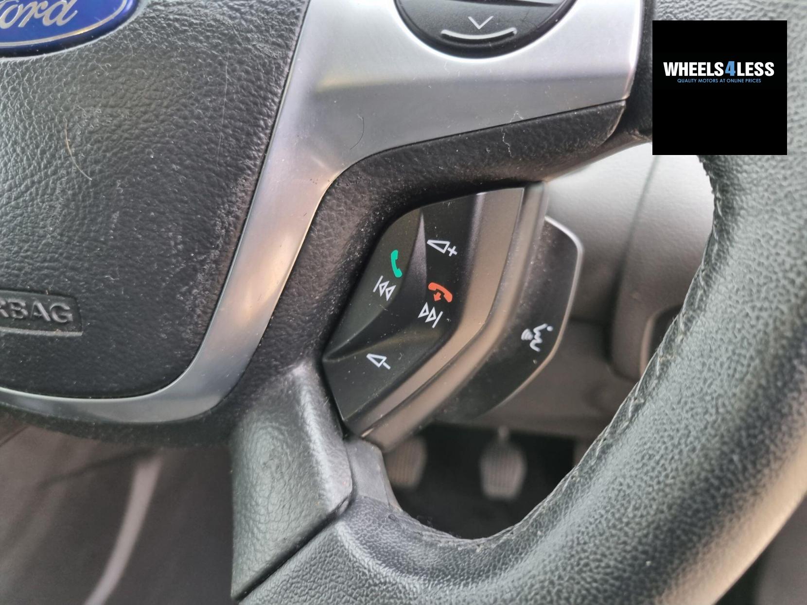 Ford Focus 1.6 Titanium Euro 5 5dr