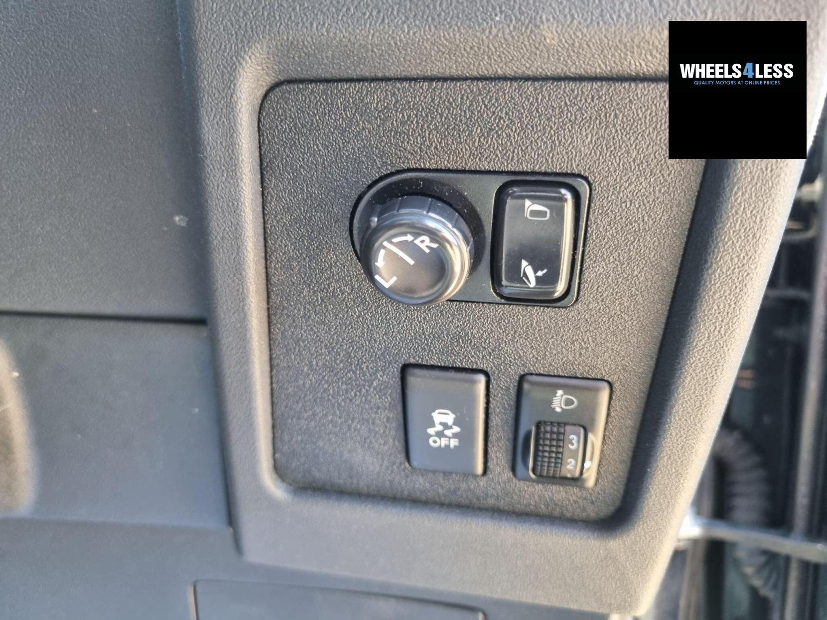 Nissan Qashqai 2.0 n-tec 2WD Euro 5 5dr