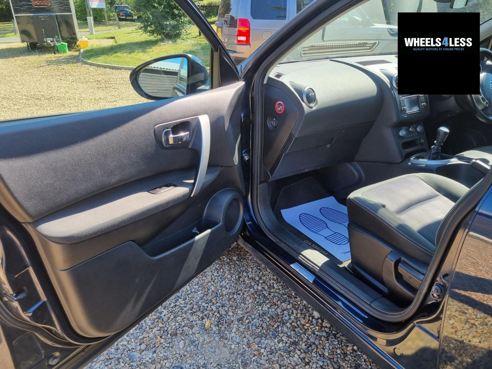 Nissan Qashqai 2.0 n-tec 2WD Euro 5 5dr