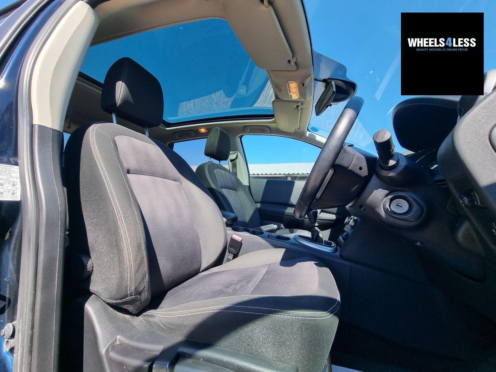 Nissan Qashqai 2.0 n-tec 2WD Euro 5 5dr