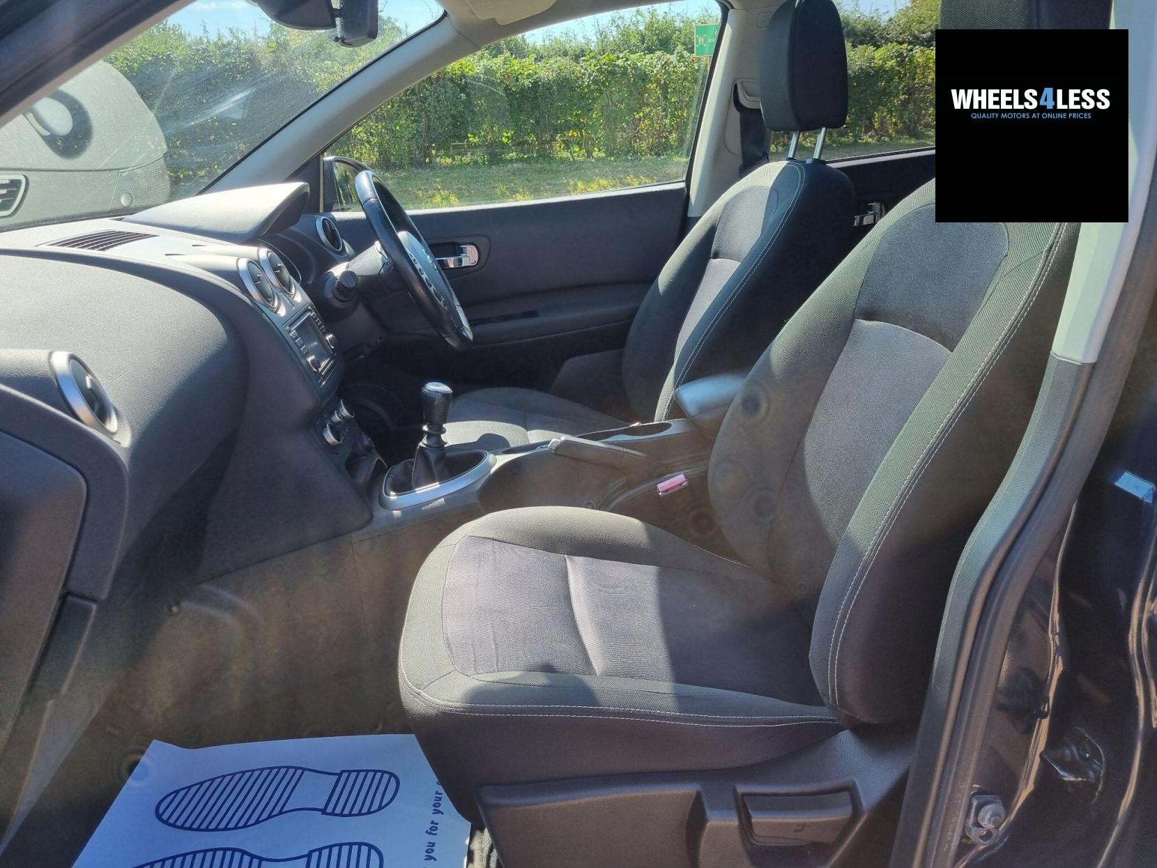 Nissan Qashqai 2.0 n-tec 2WD Euro 5 5dr