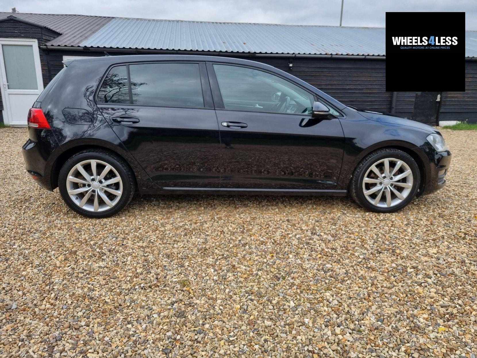 Volkswagen Golf 2.0 TDI BlueMotion Tech GT Euro 5 (s/s) 5dr