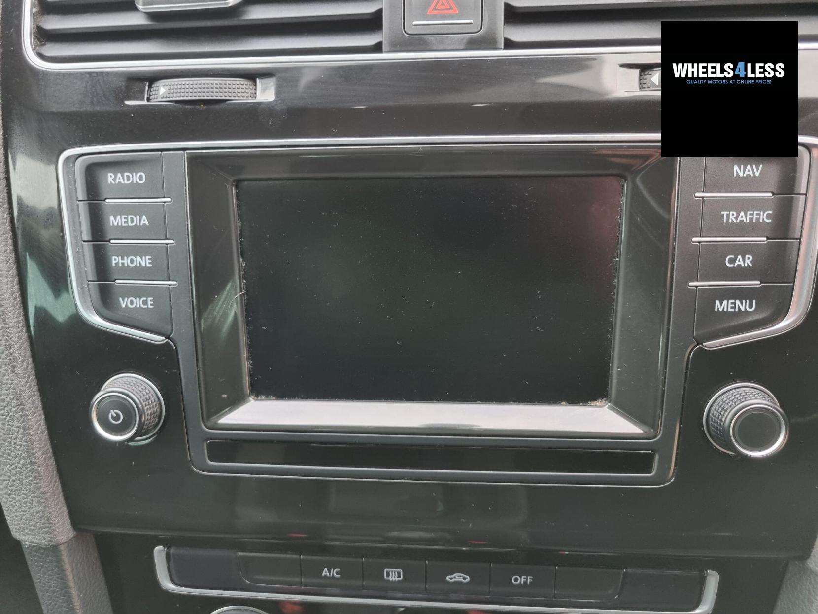 Volkswagen Golf 2.0 TDI BlueMotion Tech GT Euro 5 (s/s) 5dr