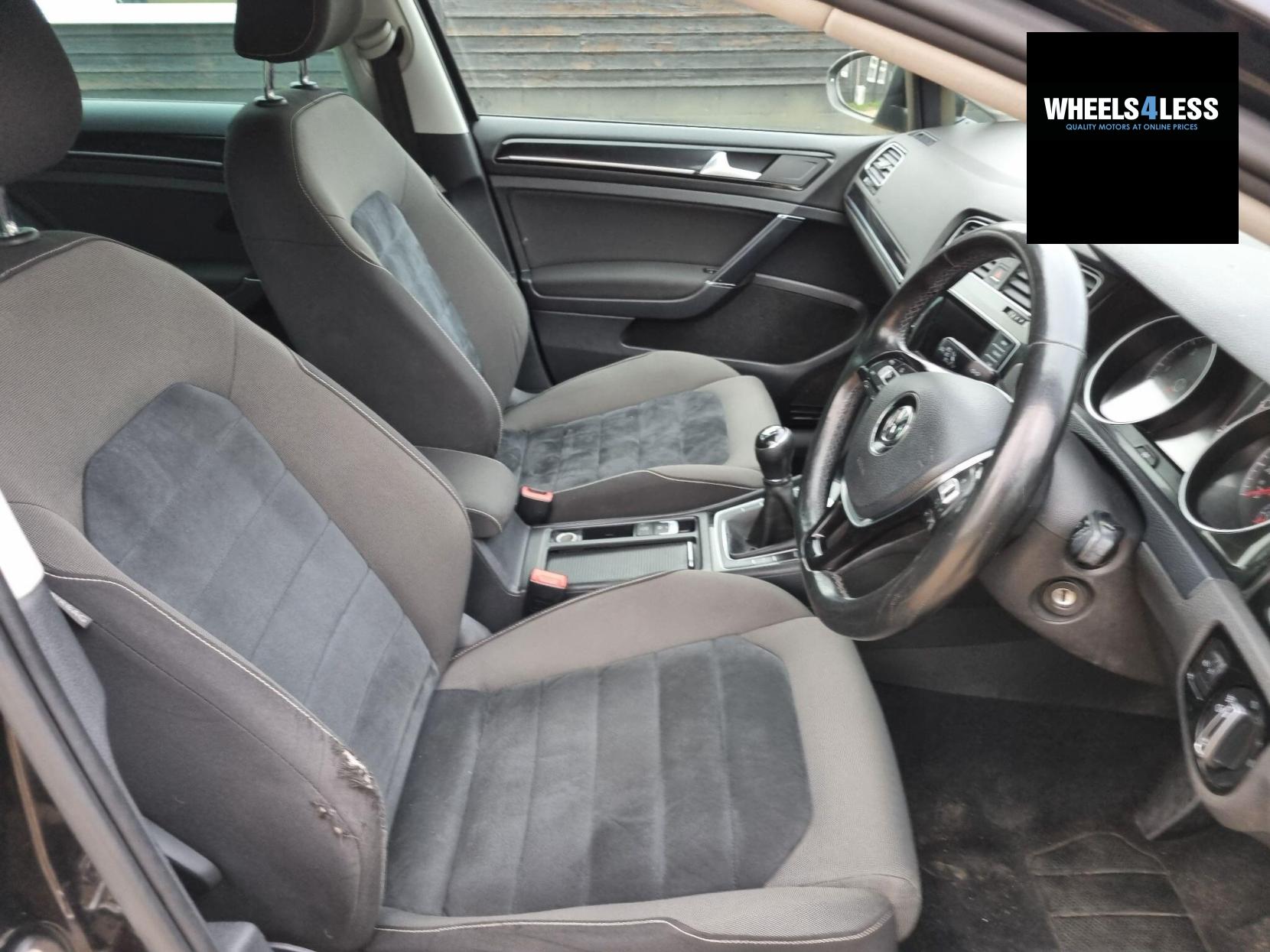 Volkswagen Golf 2.0 TDI BlueMotion Tech GT Euro 5 (s/s) 5dr