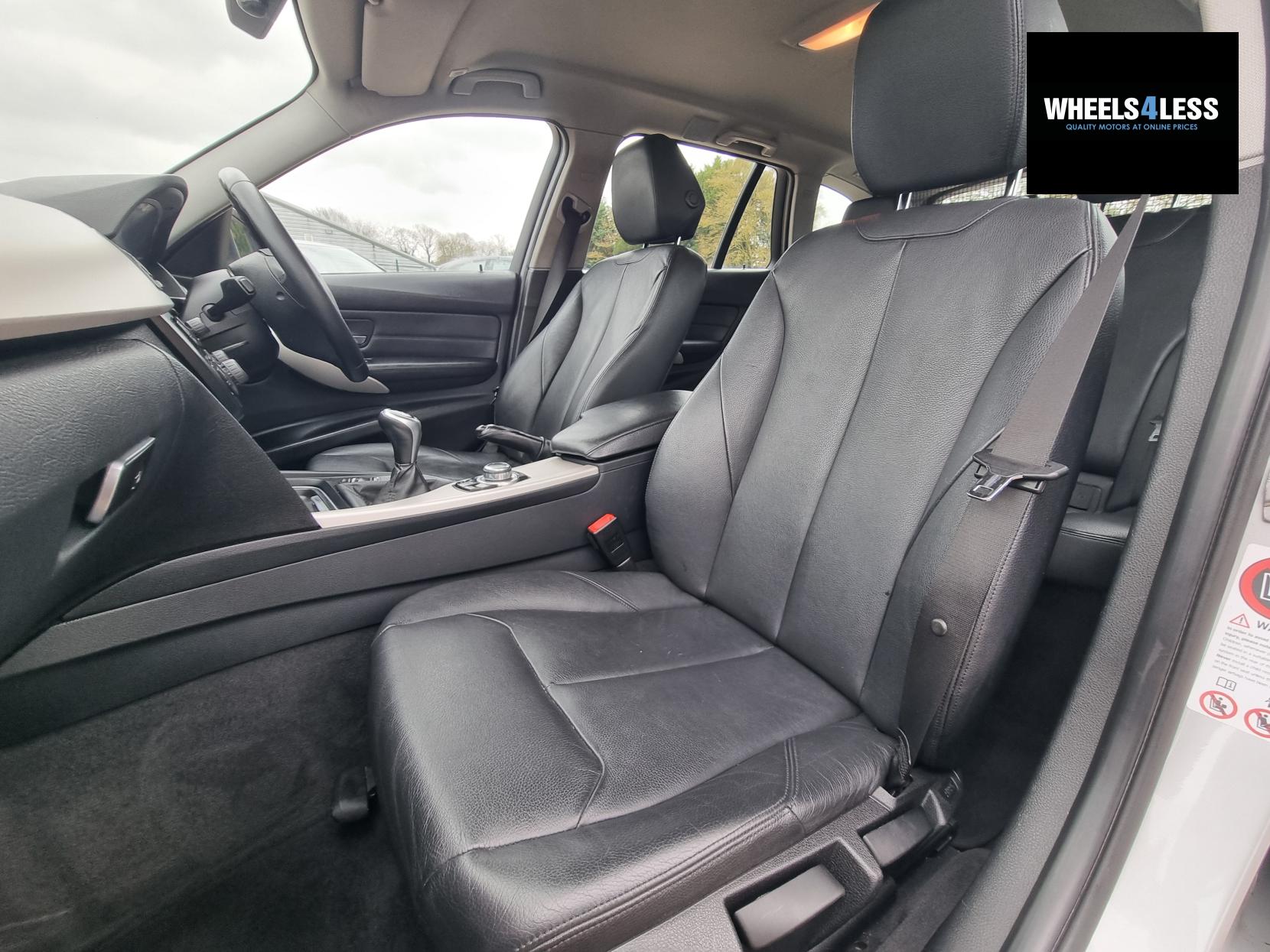 BMW 3 Series 2.0 320d ED EfficientDynamics Business Touring 5dr Diesel Manual Euro 5 (s/s) (163 ps)