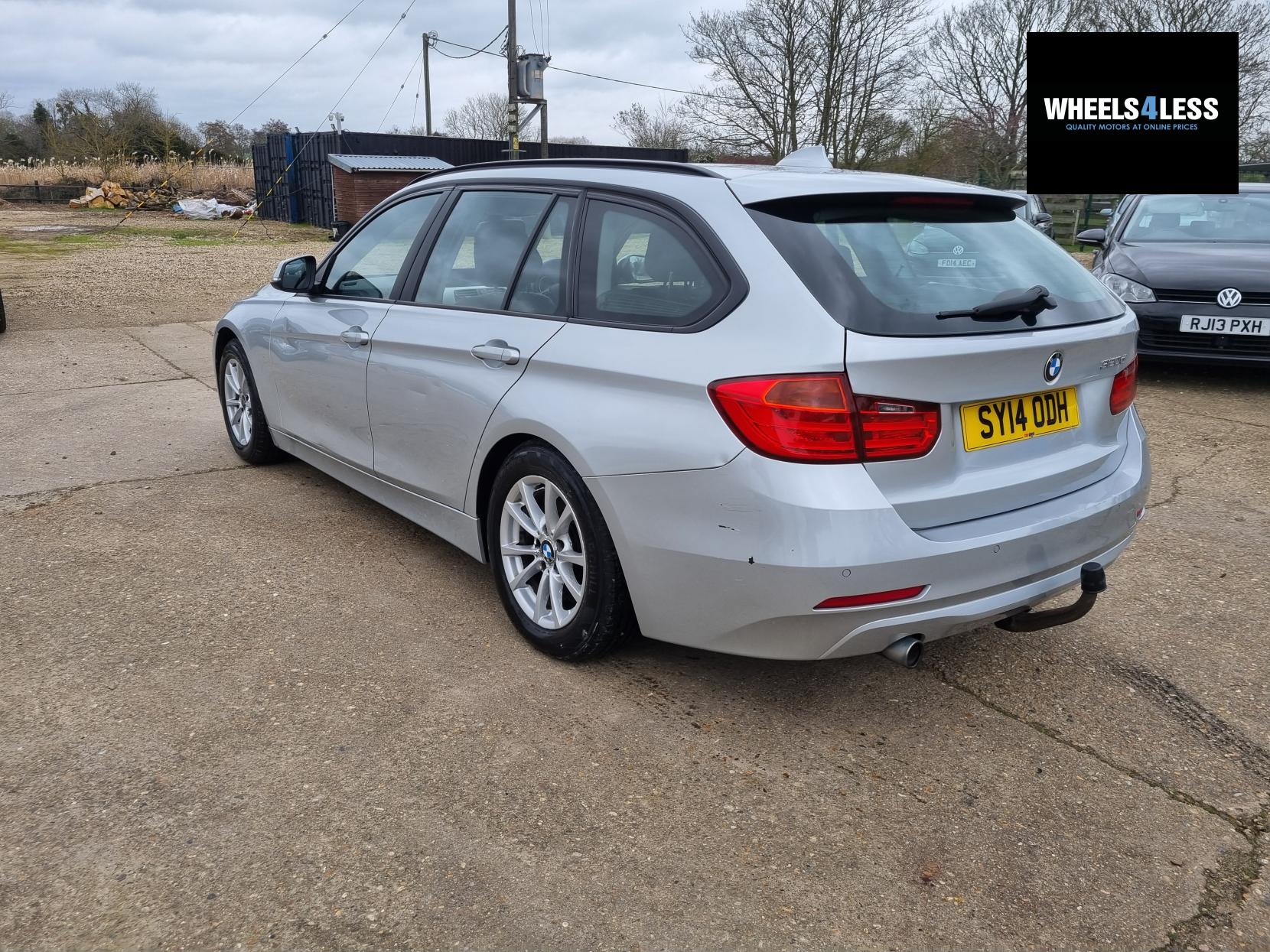 BMW 3 Series 2.0 320d ED EfficientDynamics Business Touring 5dr Diesel Manual Euro 5 (s/s) (163 ps)