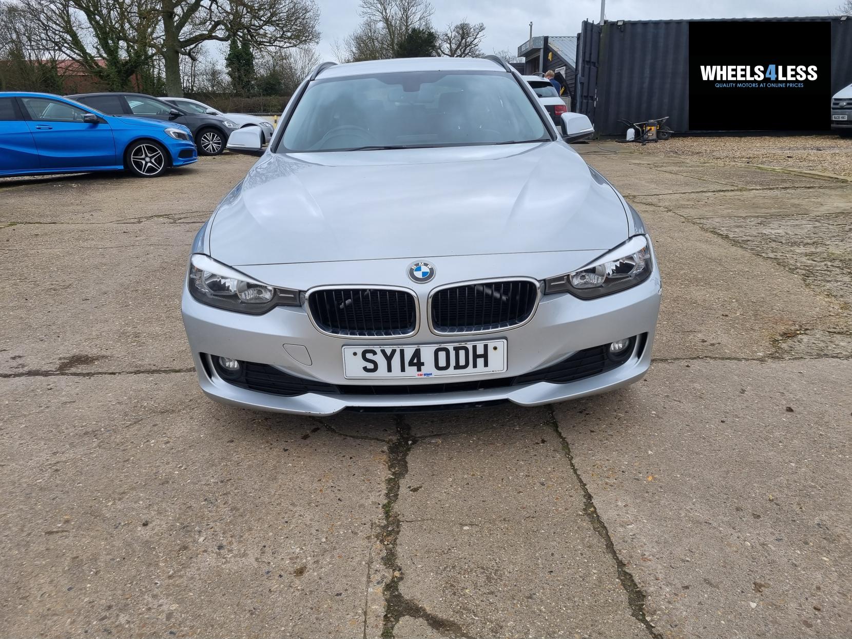 BMW 3 Series 2.0 320d ED EfficientDynamics Business Touring 5dr Diesel Manual Euro 5 (s/s) (163 ps)