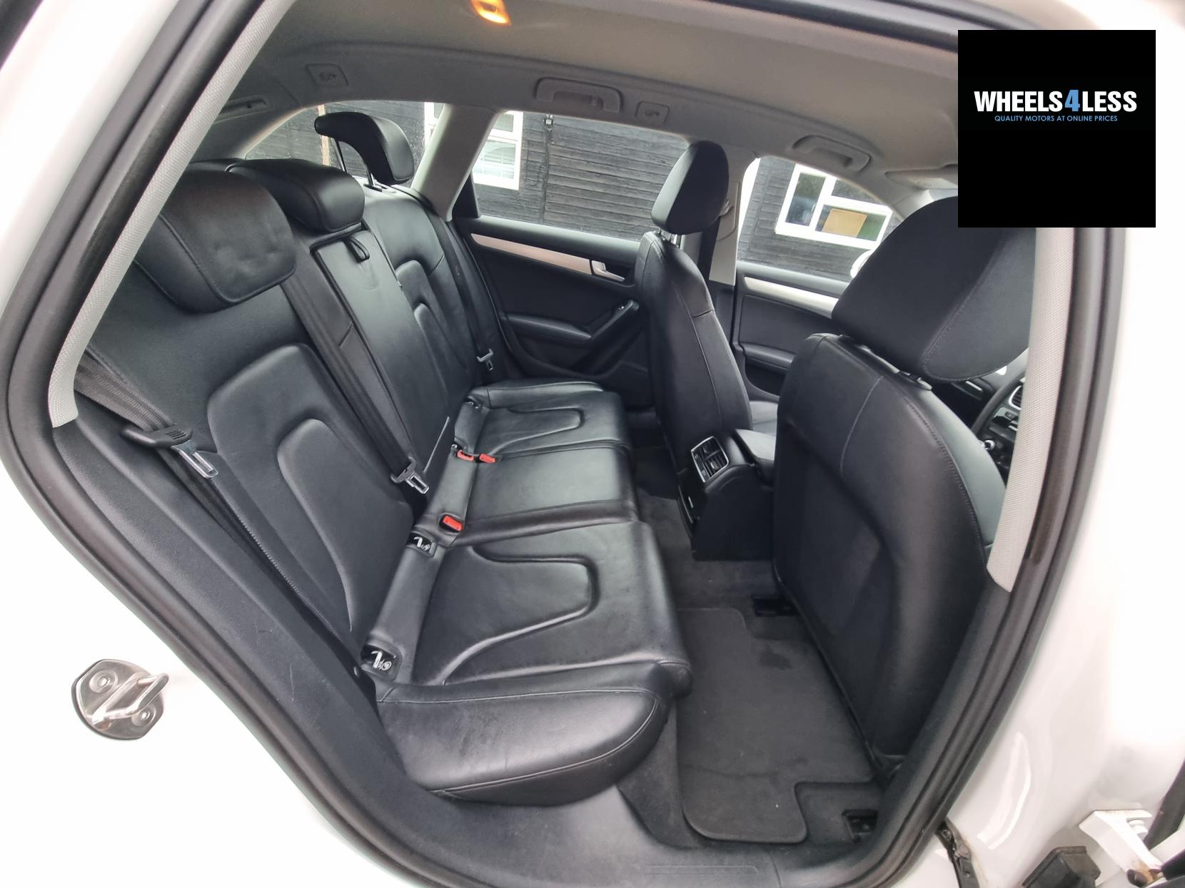 Audi A4 Avant 2.0 TDI ultra SE Technik Estate 5dr Diesel Manual Euro 6 (s/s) (163 ps)