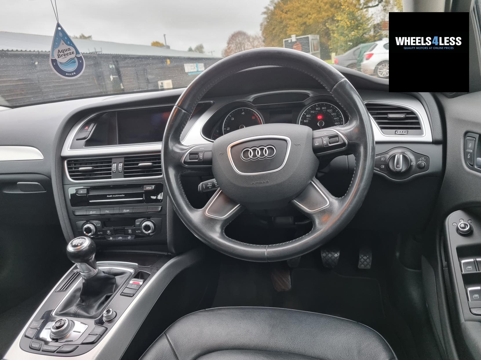 Audi A4 Avant 2.0 TDI ultra SE Technik Estate 5dr Diesel Manual Euro 6 (s/s) (163 ps)