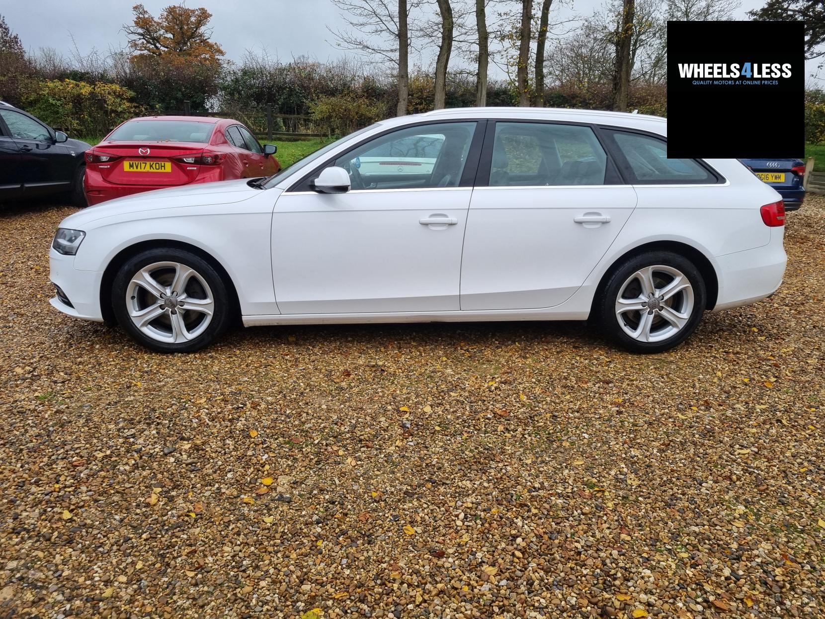 Audi A4 Avant 2.0 TDI ultra SE Technik Estate 5dr Diesel Manual Euro 6 (s/s) (163 ps)
