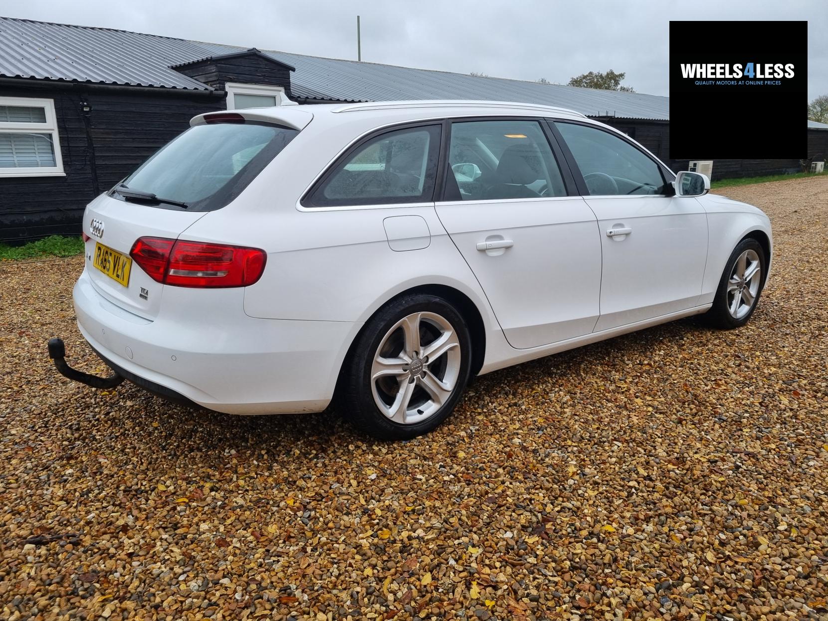 Audi A4 Avant 2.0 TDI ultra SE Technik Estate 5dr Diesel Manual Euro 6 (s/s) (163 ps)